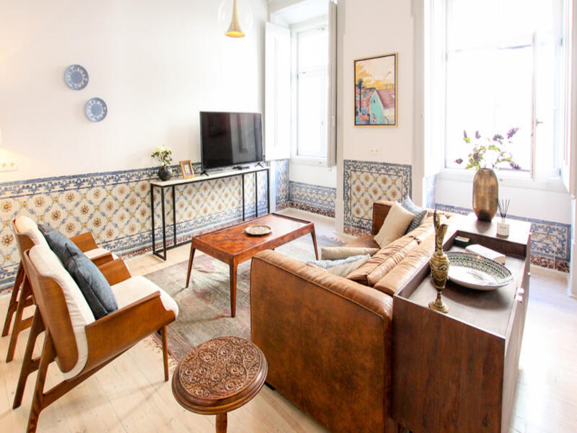 Ruim appartement met 3 slaapkamers in het bruisende Chiado, vlakbij de Taag - foto 2