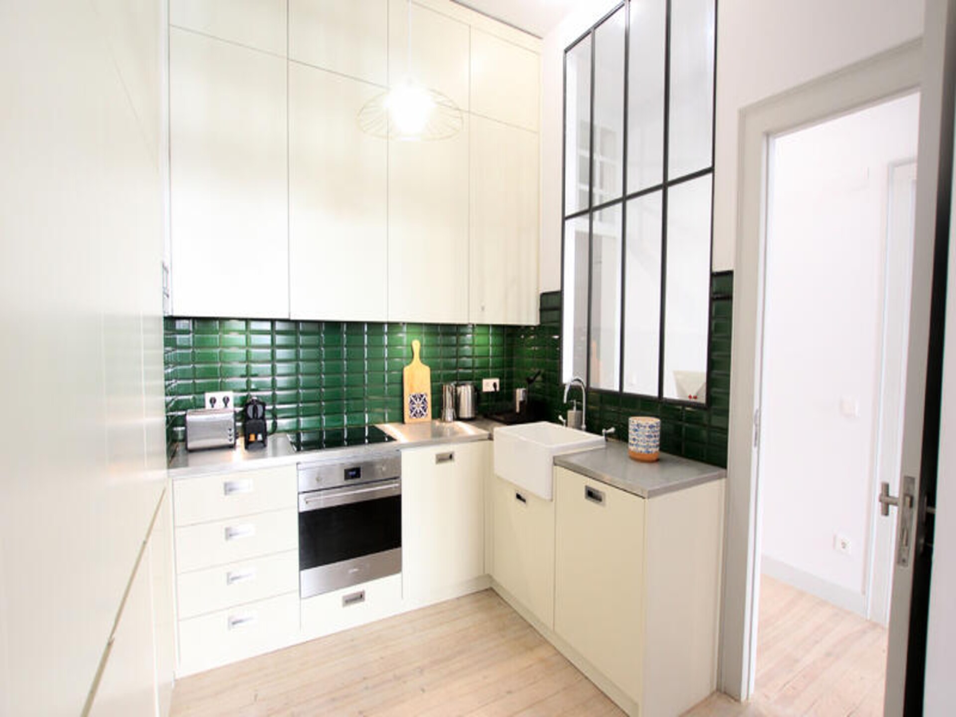 Ruim appartement met 3 slaapkamers in het bruisende Chiado, vlakbij de Taag - foto 13