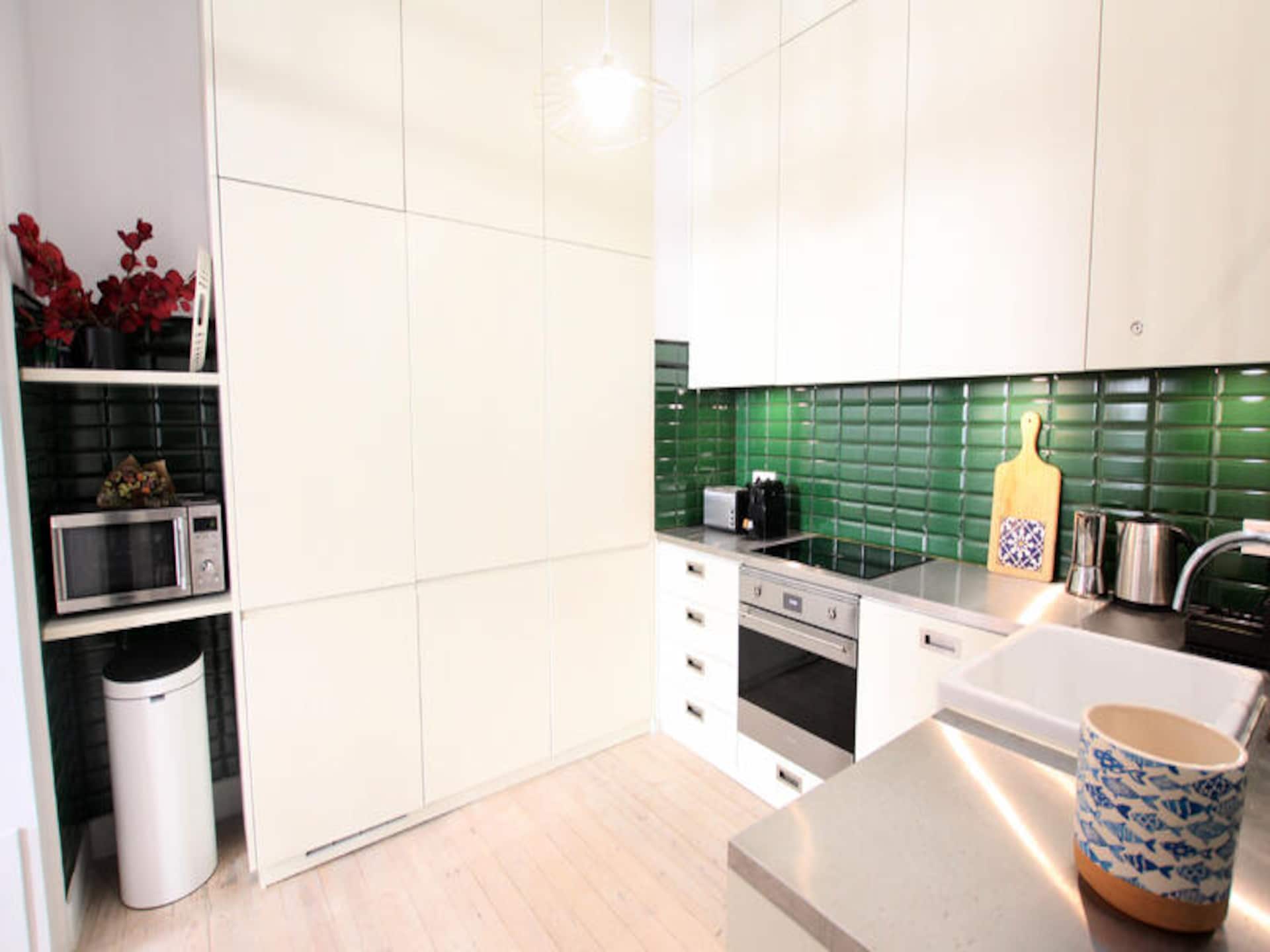 Ruim appartement met 3 slaapkamers in het bruisende Chiado, vlakbij de Taag - foto 14