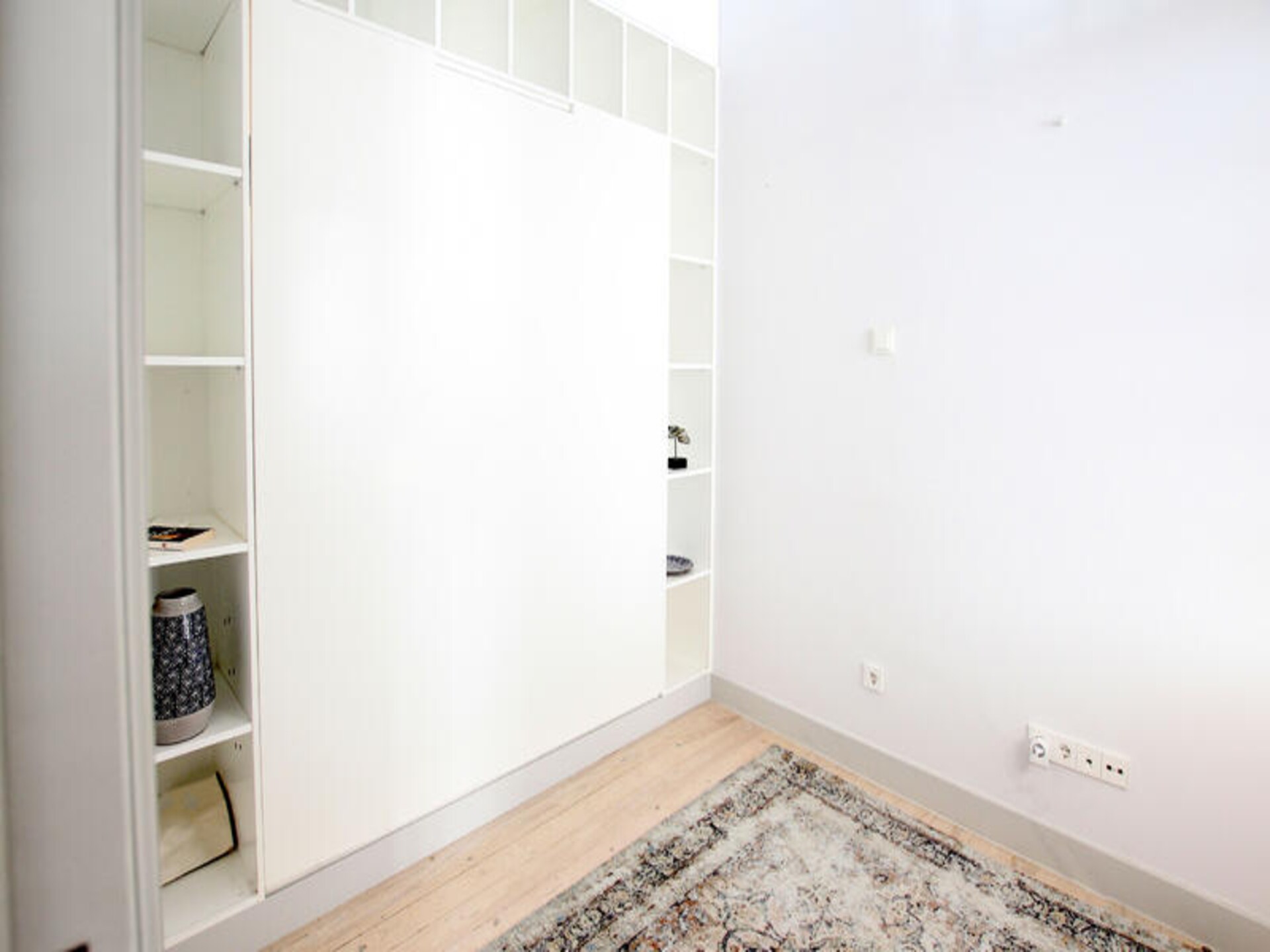 Ruim appartement met 3 slaapkamers in het bruisende Chiado, vlakbij de Taag - foto 17