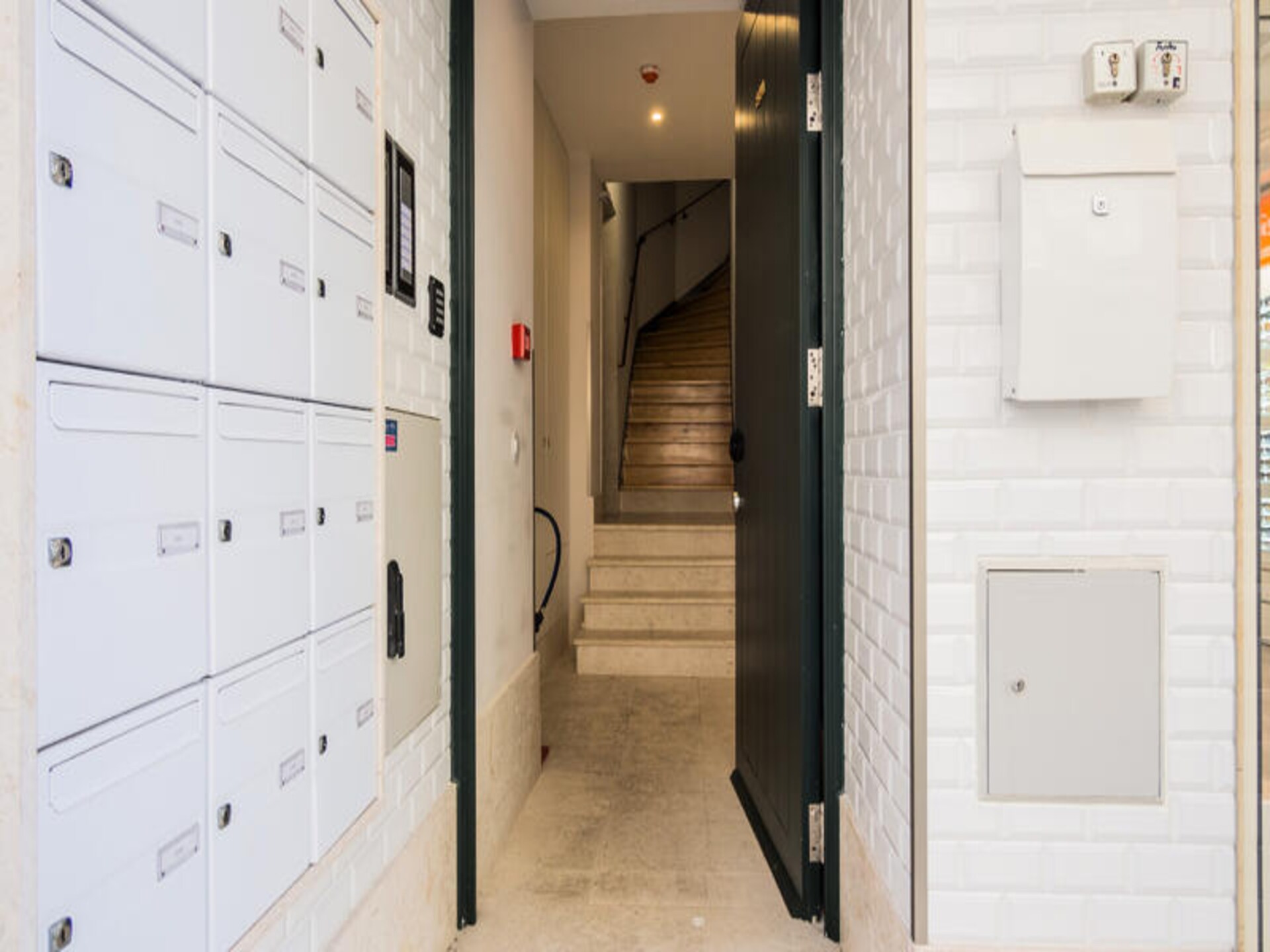 Stijlvol appartement in hartje Chiado, Lissabon – 65m² - foto 18