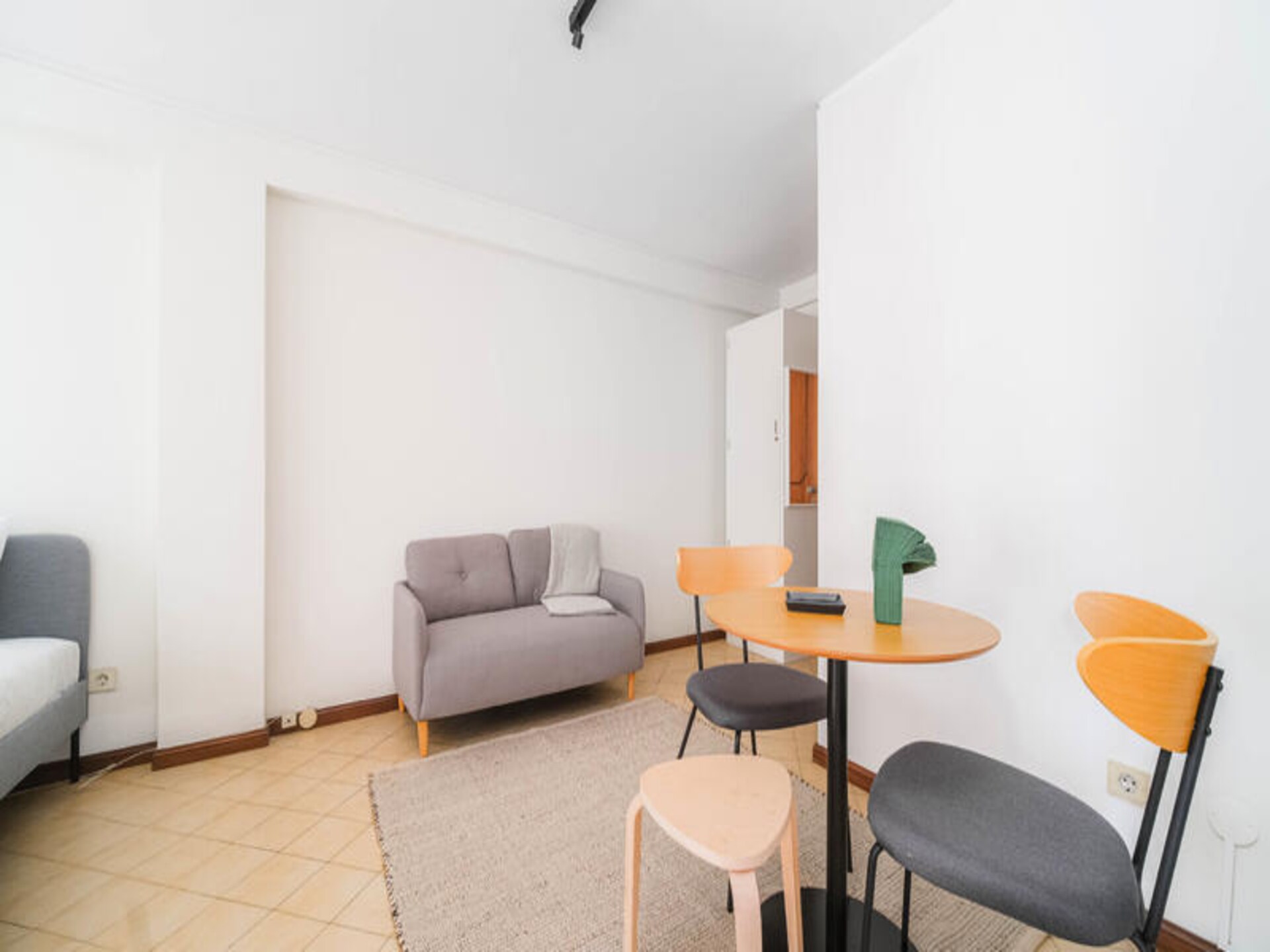 Knusse studio met balkon in bruisend Cedofeita, Porto - foto 9
