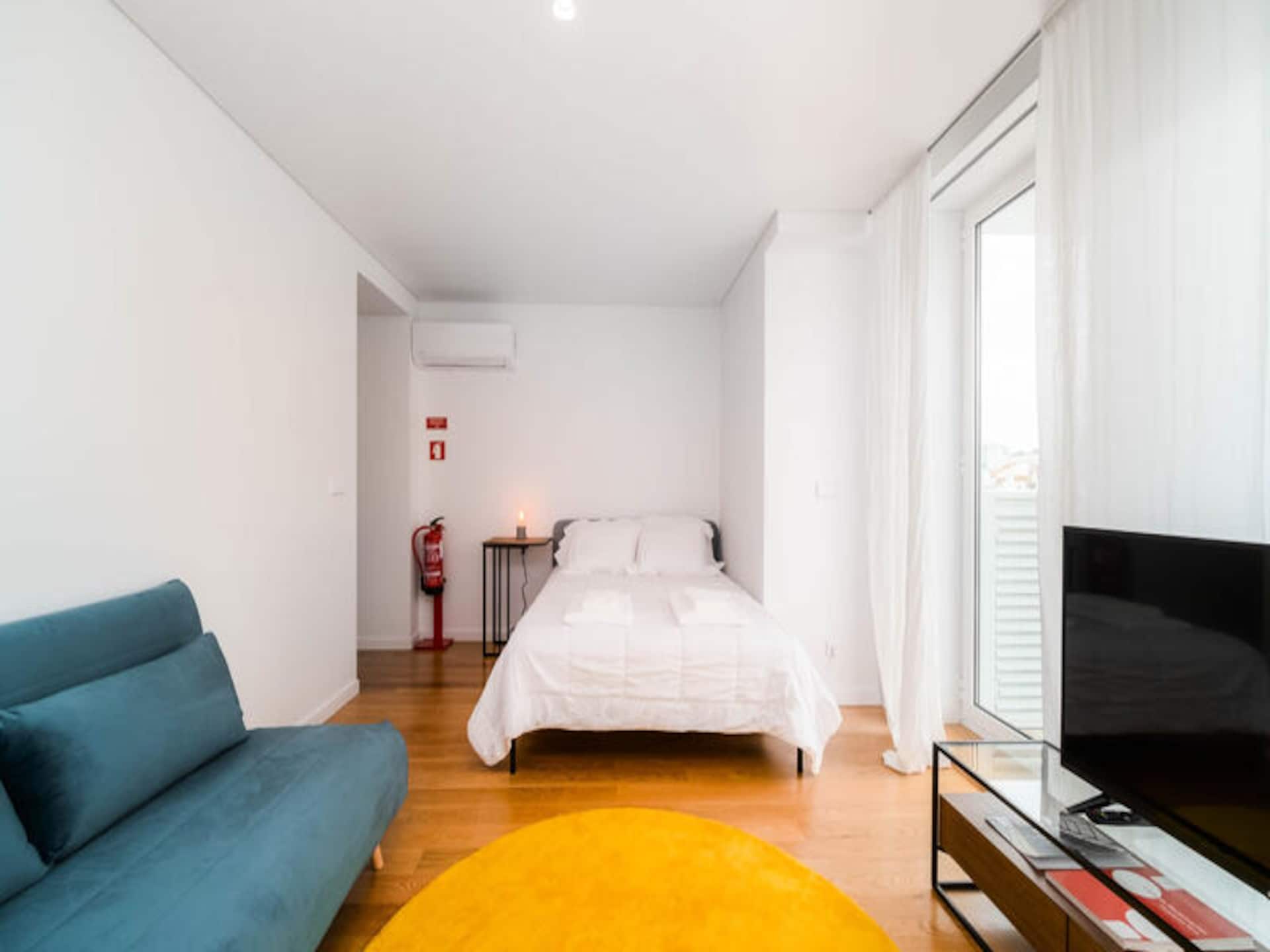 Knusse studio met balkon in hartje Porto, vlak bij metrostation Marquês - foto 10