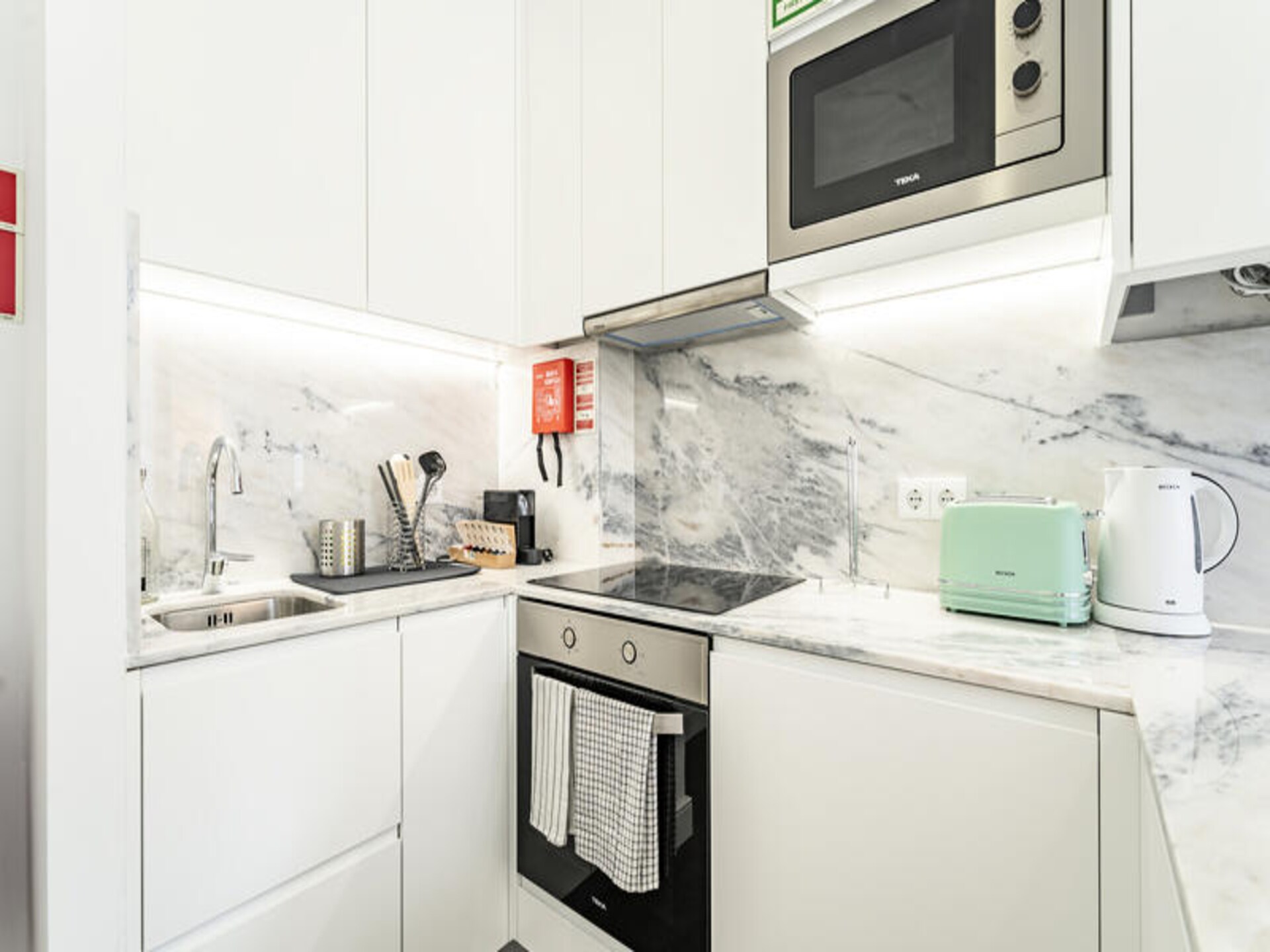 Knus appartement in hartje Porto, vlakbij metro en Douro - foto 8