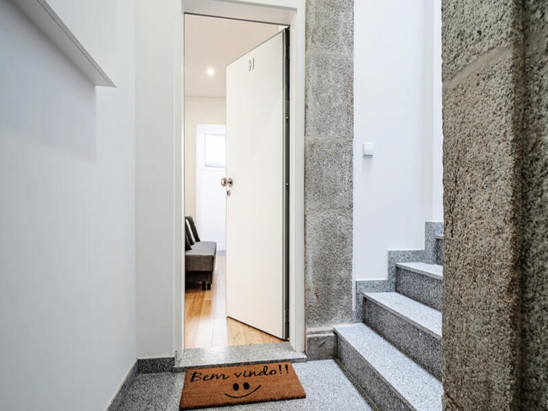 Stijlvol appartement in hartje Porto, loopafstand van bezienswaardigheden - foto 14