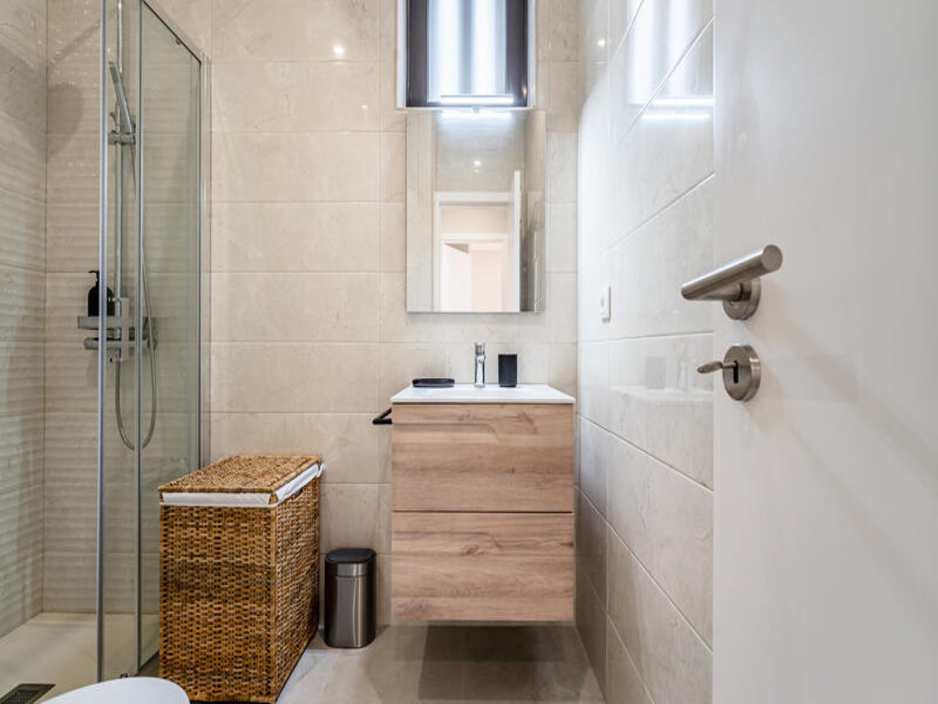 Modern appartement in Porto, 200m van metro Casa da Música - foto 13