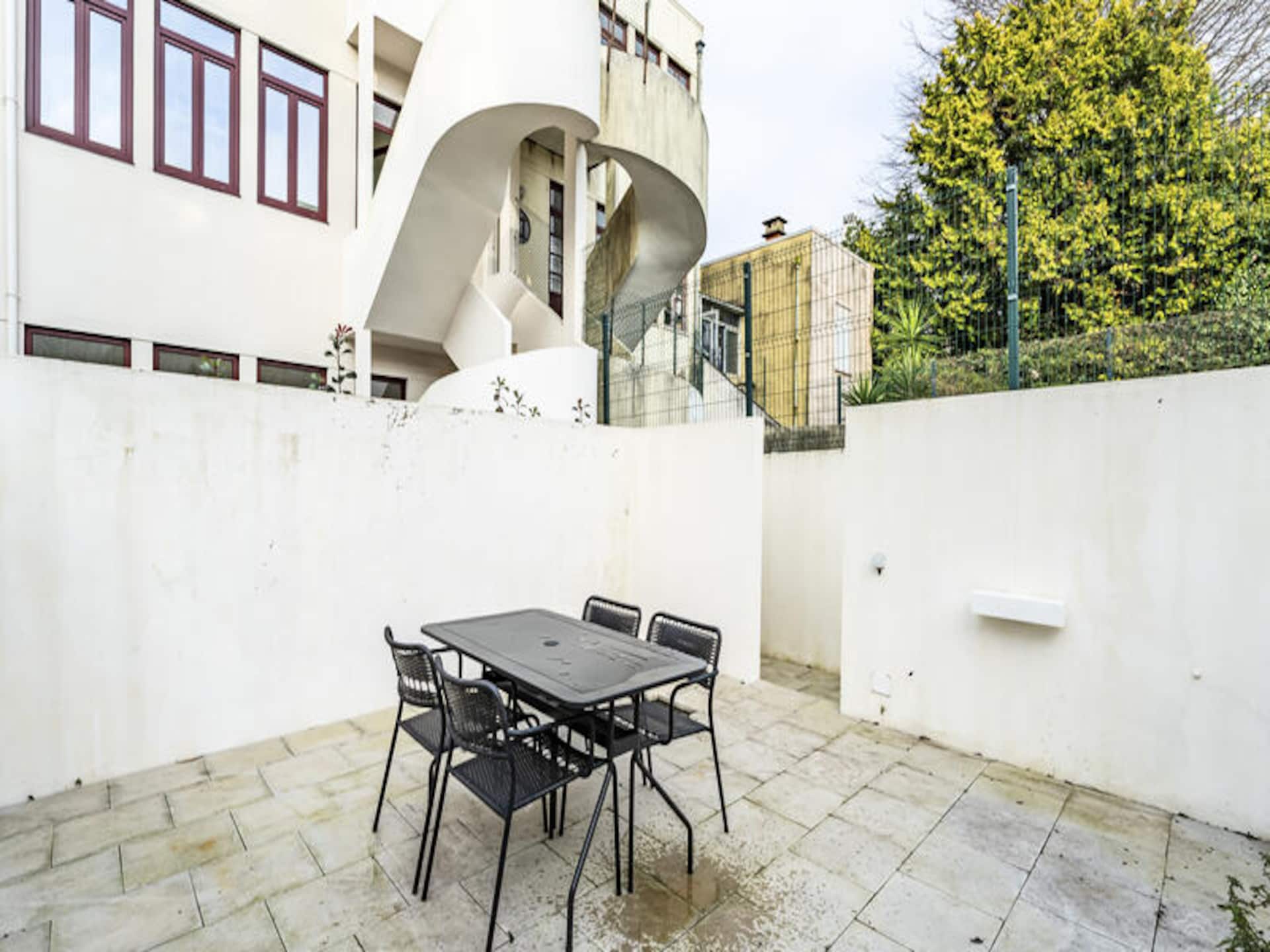 Ruim 3-slaapkamer appartement met privéterras in het hart van Porto - foto 18