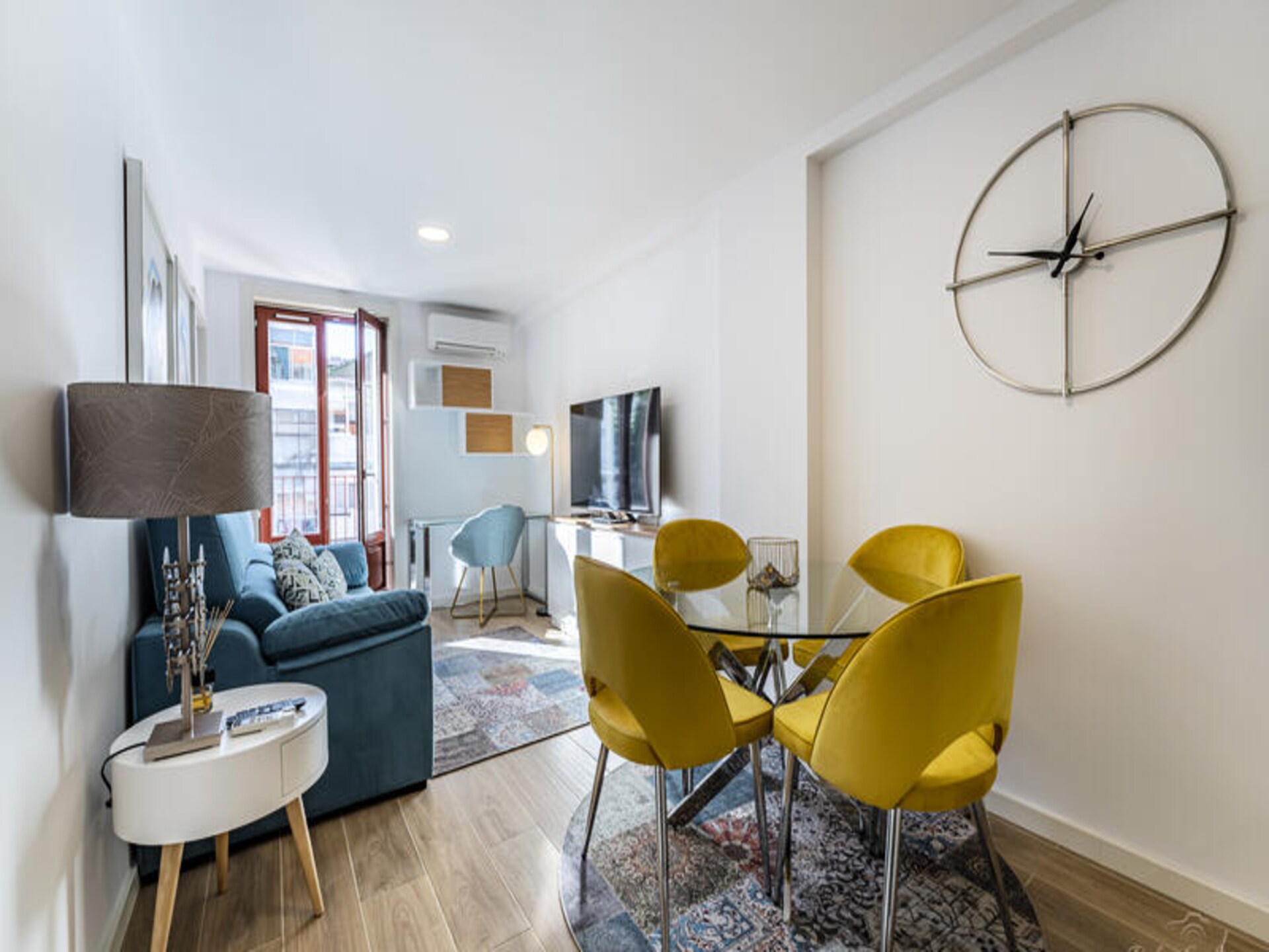 Knus appartement in hartje Porto met balkon en airco - foto 5