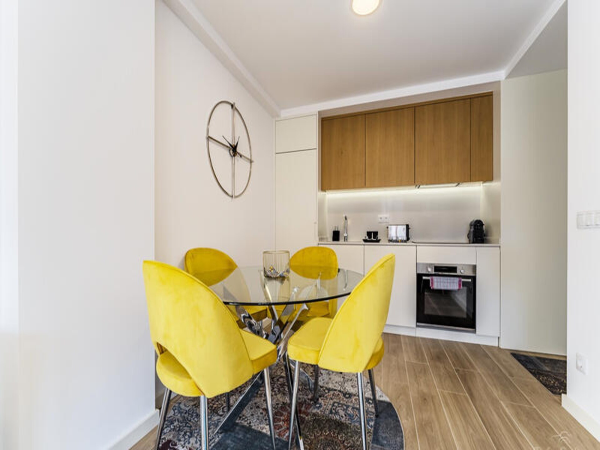 Knus appartement in hartje Porto met balkon en airco - foto 10