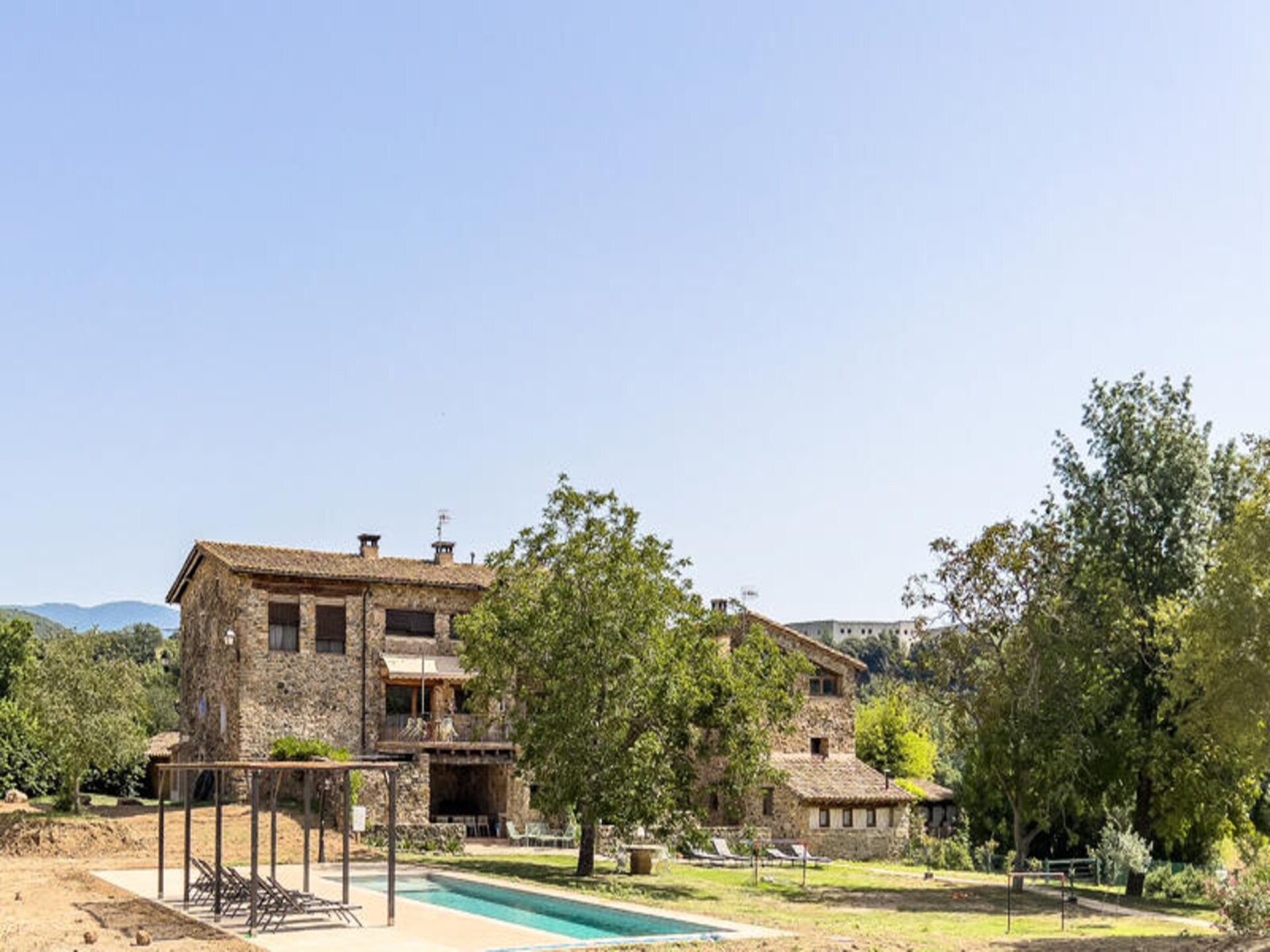 Can Riera de Montagut: Luxe 16e-eeuwse masia voor 16 personen in La Garrotxa - foto 31