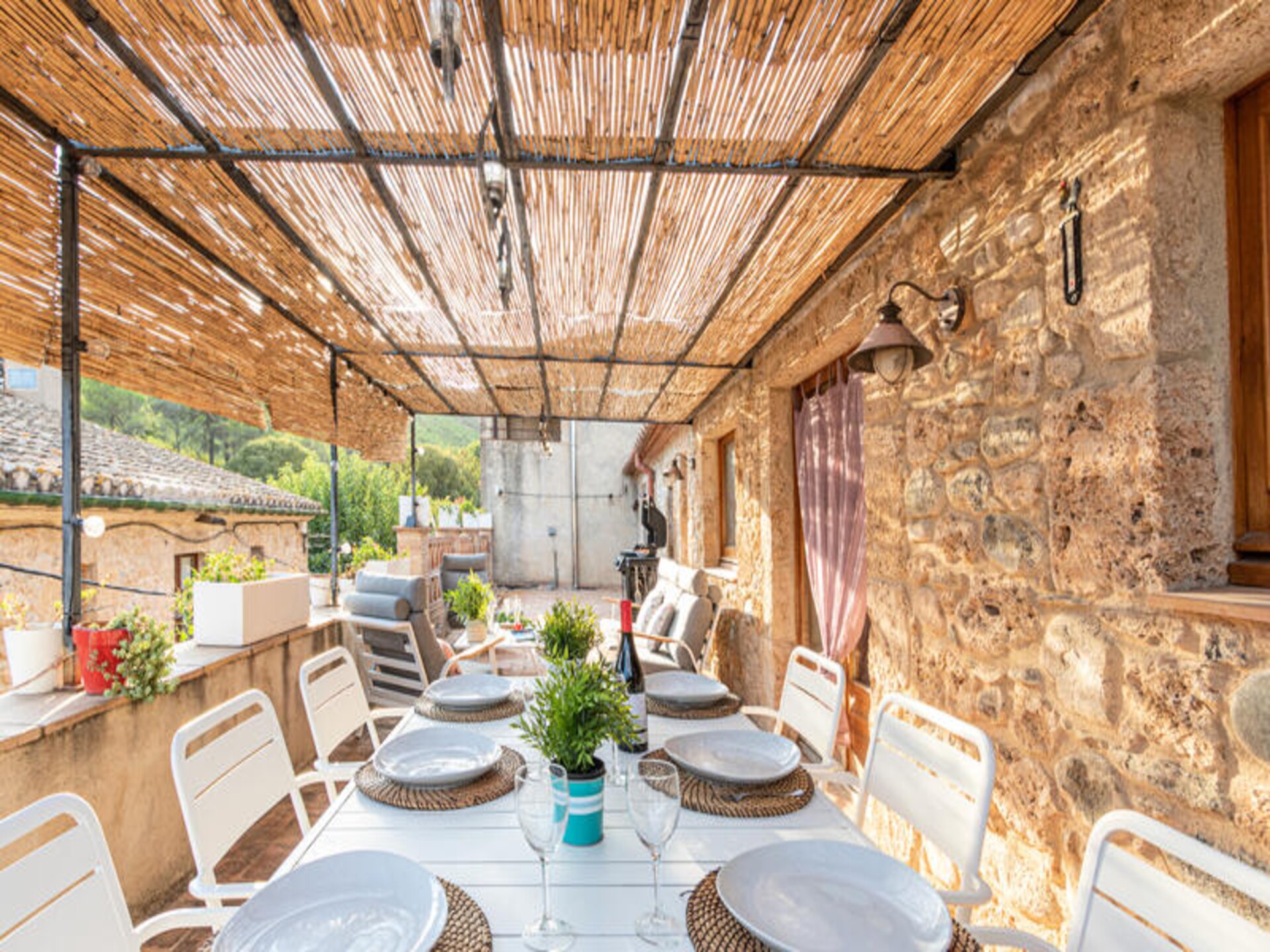 Ruim vakantiehuis voor 8 personen met privézwembad in Les Escaules, Girona - foto 1