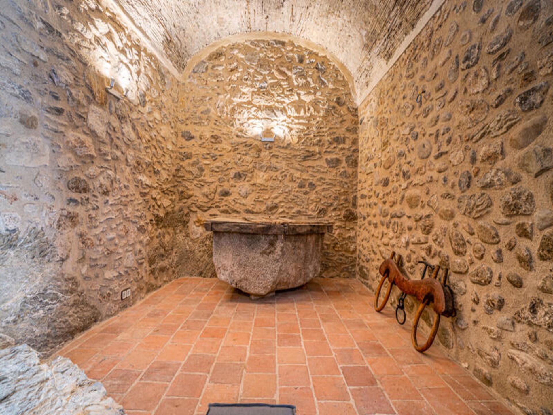 Ruim vakantiehuis voor 8 personen met privézwembad in Les Escaules, Girona - foto 20