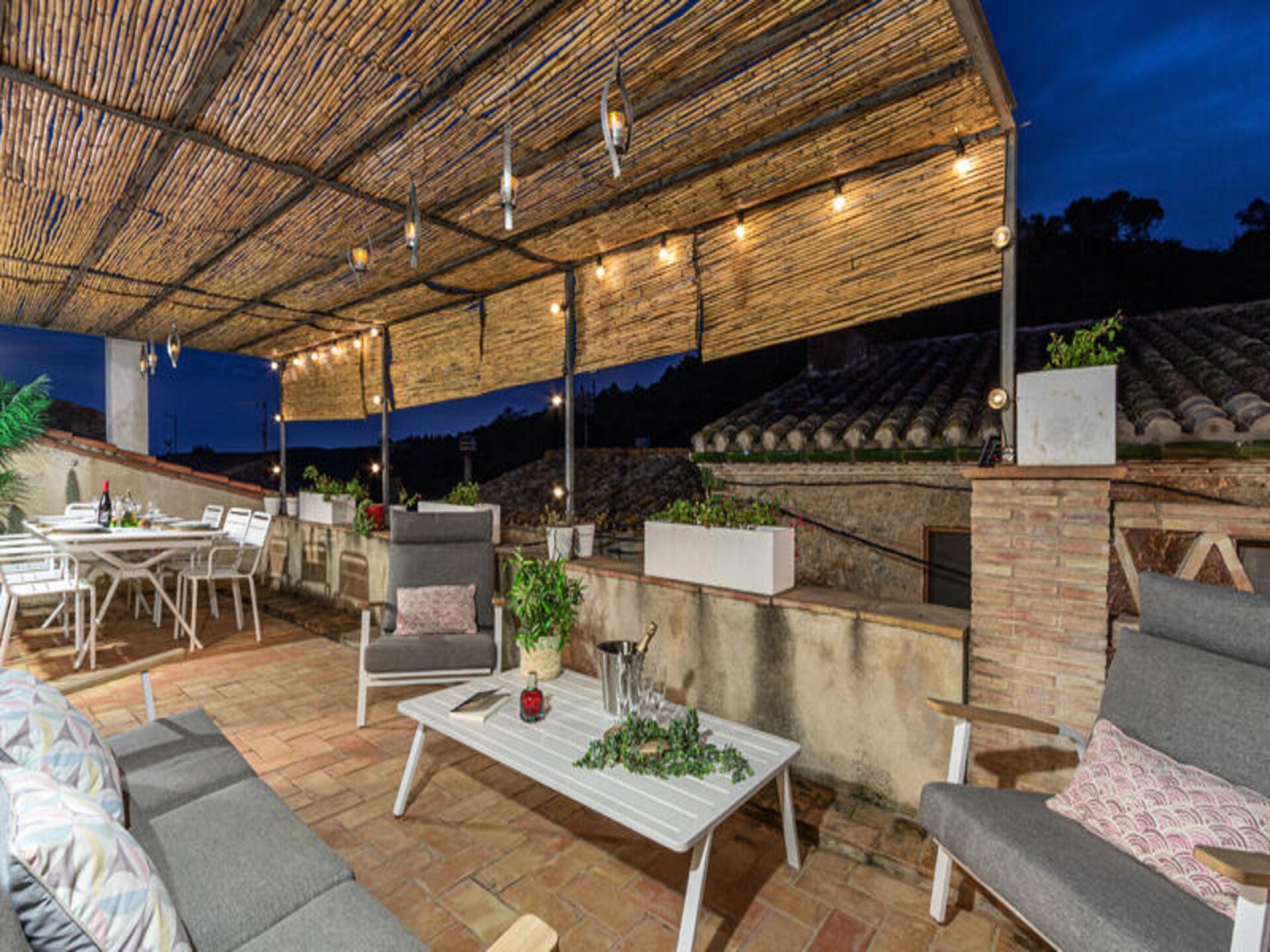 Ruim vakantiehuis voor 8 personen met privézwembad in Les Escaules, Girona - foto 42