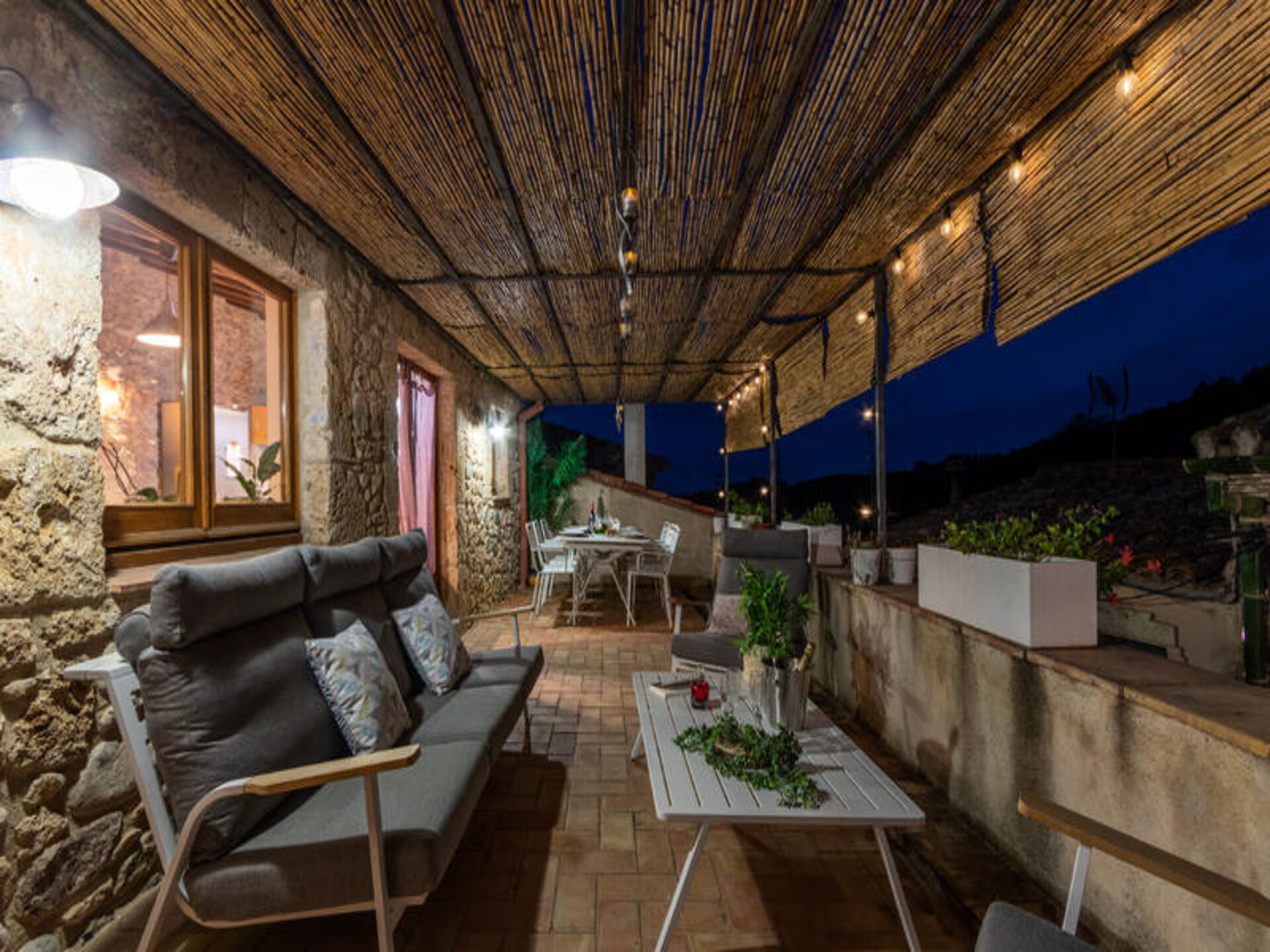 Ruim vakantiehuis voor 8 personen met privézwembad in Les Escaules, Girona - foto 45
