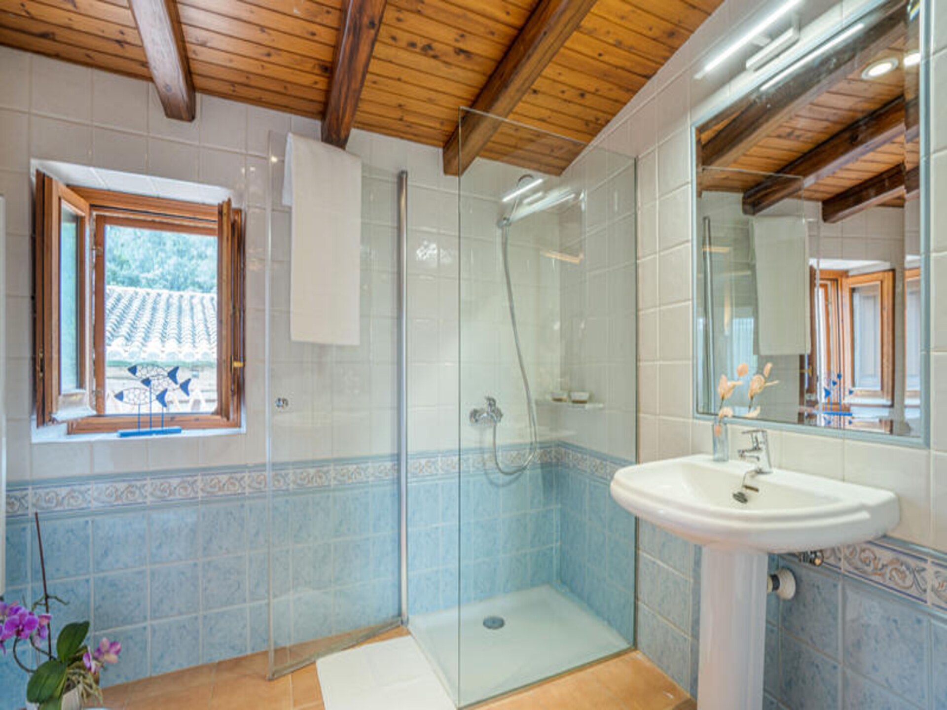 Ruim vakantiehuis voor 8 personen met privézwembad in Les Escaules, Girona - foto 54