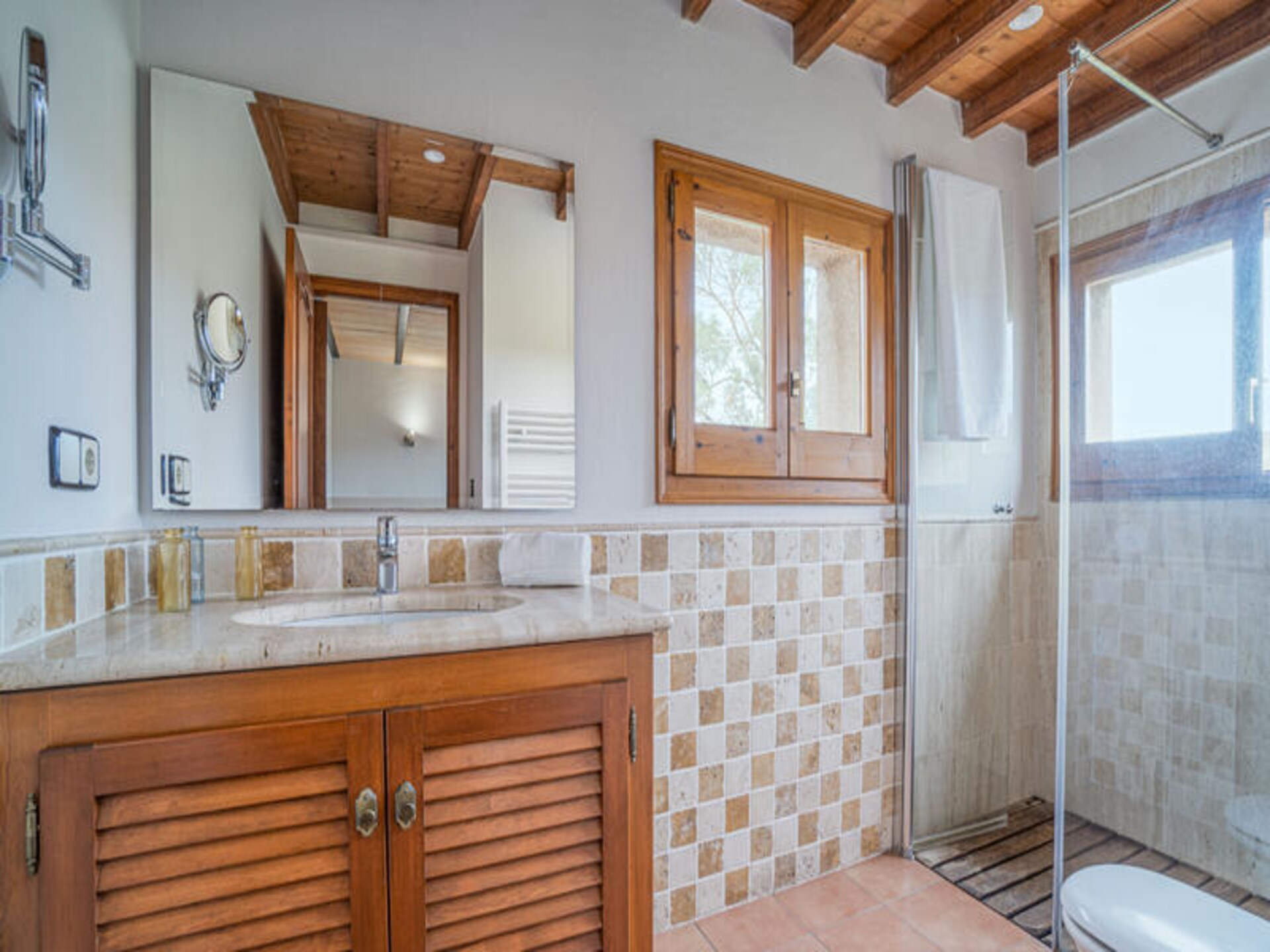 Ruim vakantiehuis voor 8 personen met privézwembad in Les Escaules, Girona - foto 55