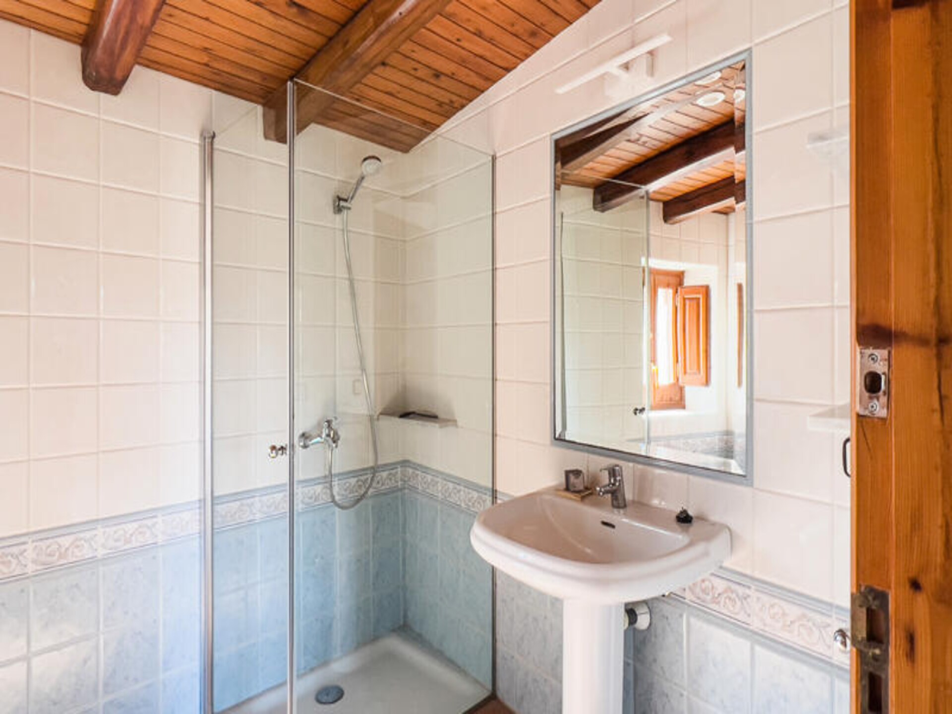 Ruim vakantiehuis voor 8 personen met privézwembad in Les Escaules, Girona - foto 57