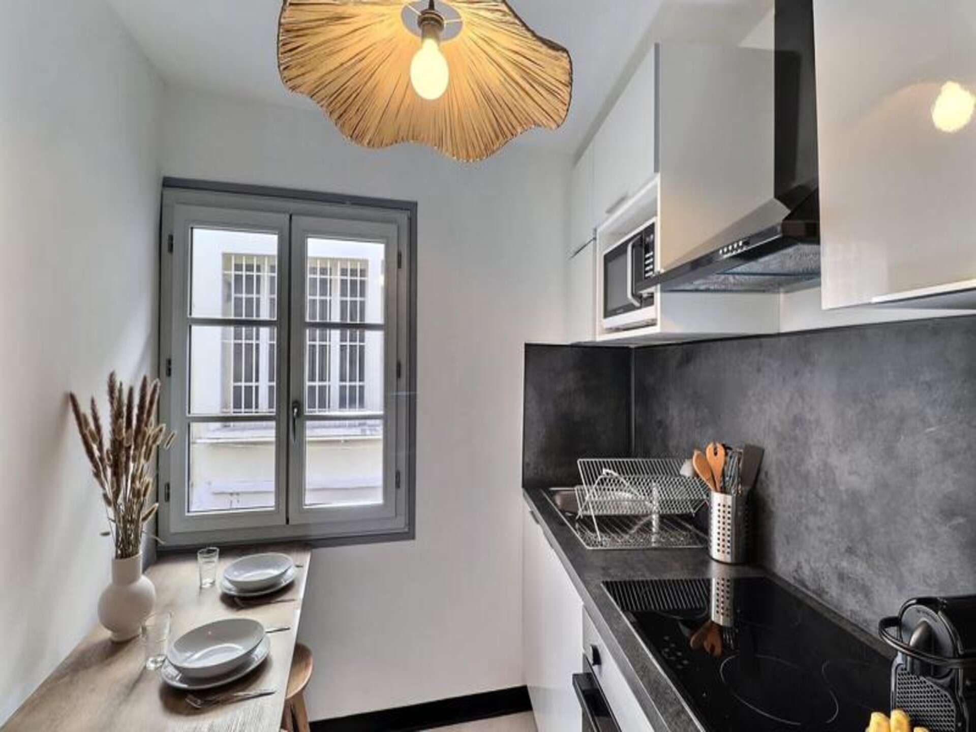 Le Van Gogh - 36m² appartement aan voetgangersstraatje Place du Forum - foto 4