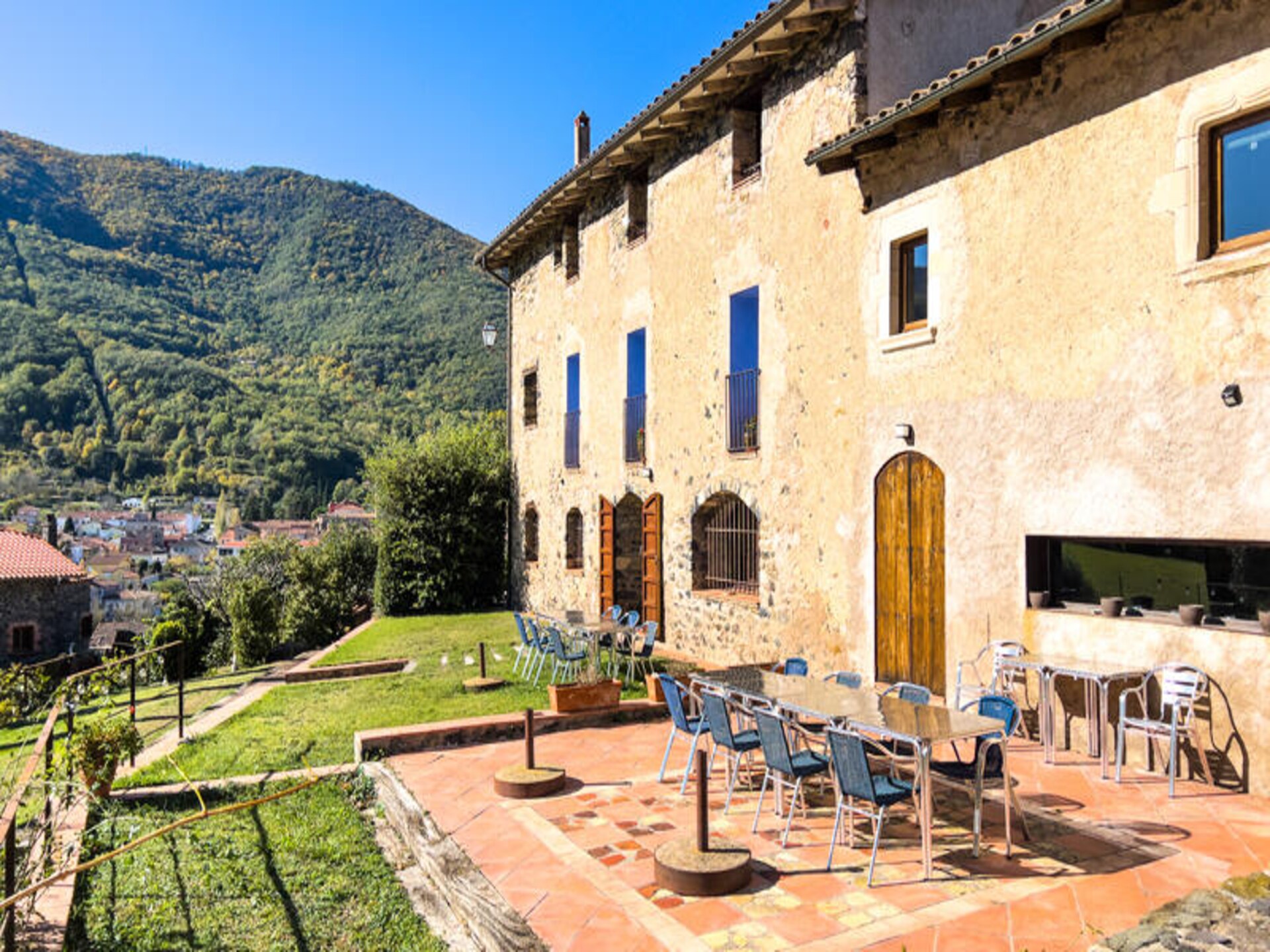 Authentieke Catalaanse Masía voor 35 personen met privézwembad in La Garrotxa - foto 32