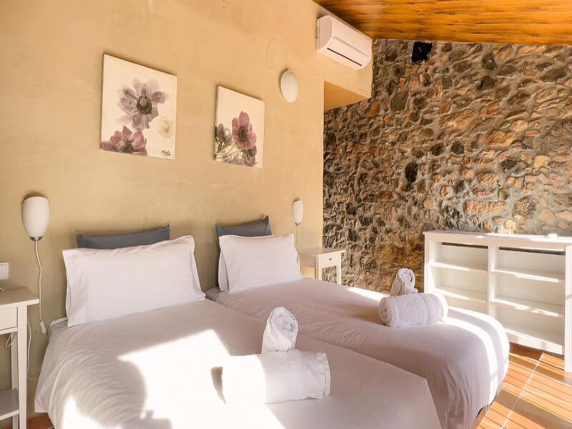 Authentieke Catalaanse Masía voor 35 personen met privézwembad in La Garrotxa - foto 44