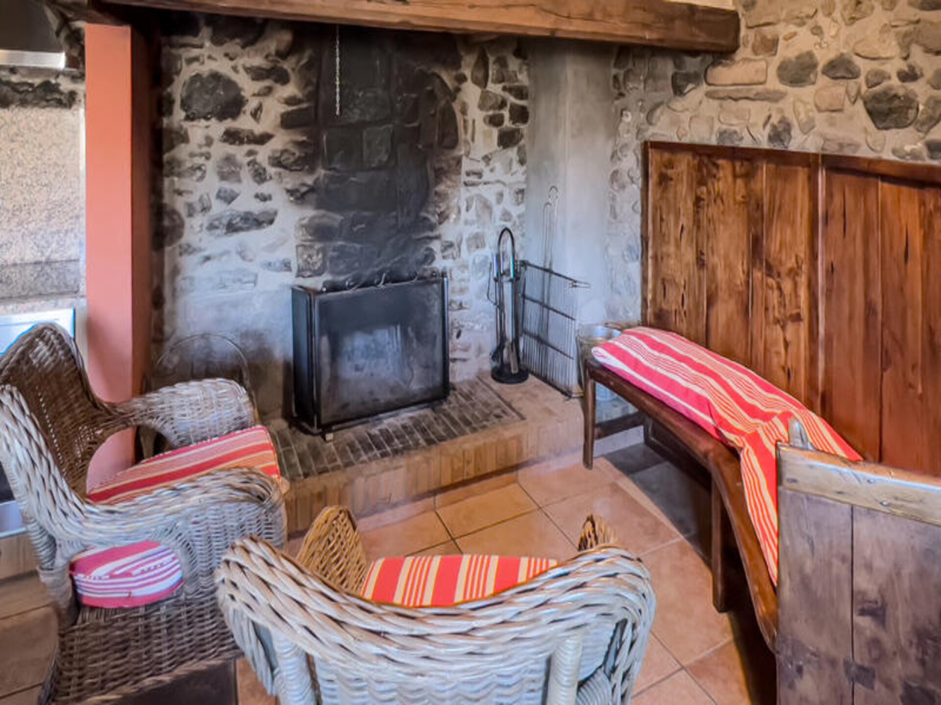 Authentieke Catalaanse Masía voor 35 personen met privézwembad in La Garrotxa - foto 50