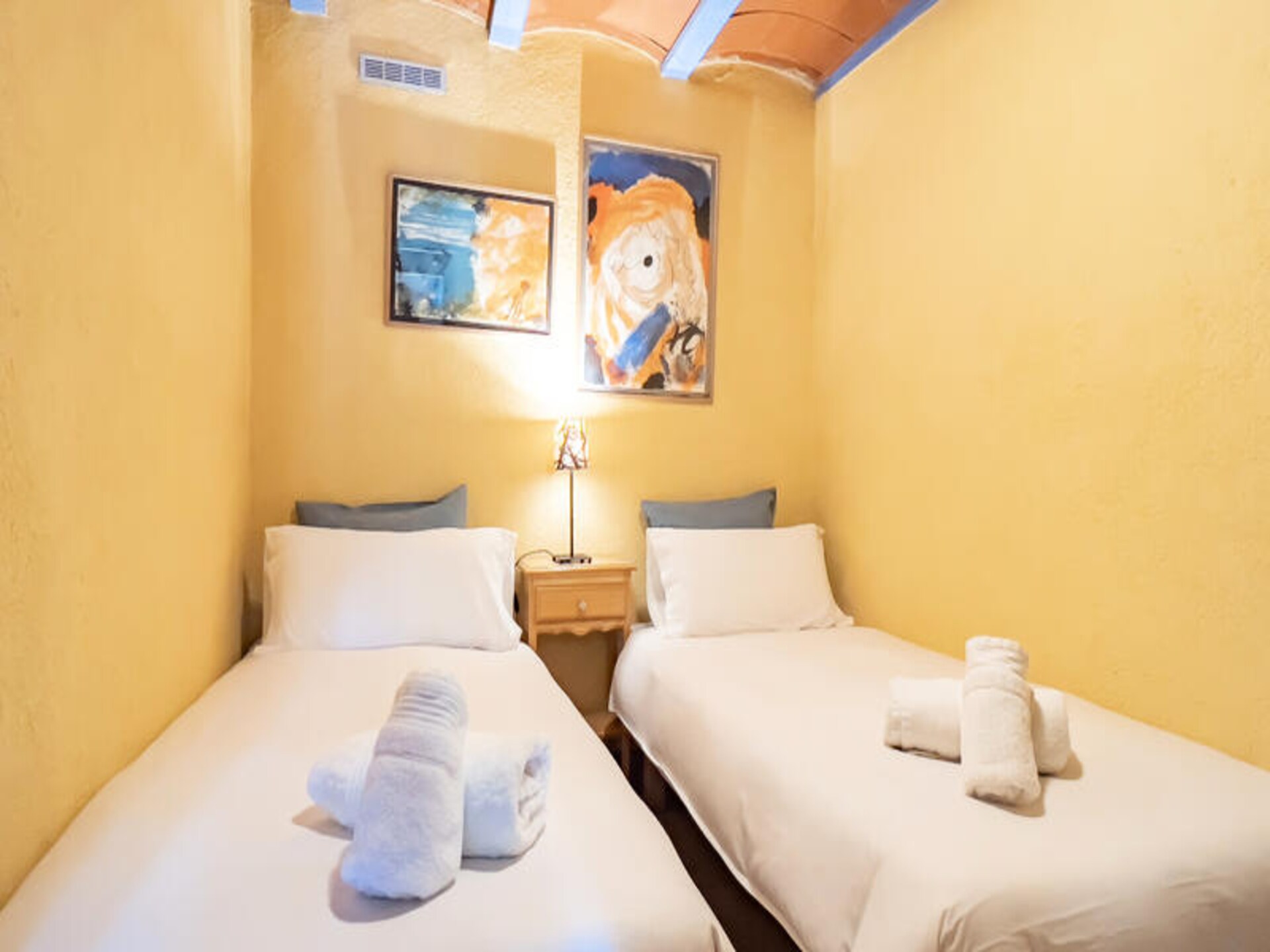 Authentieke Catalaanse Masía voor 35 personen met privézwembad in La Garrotxa - foto 69