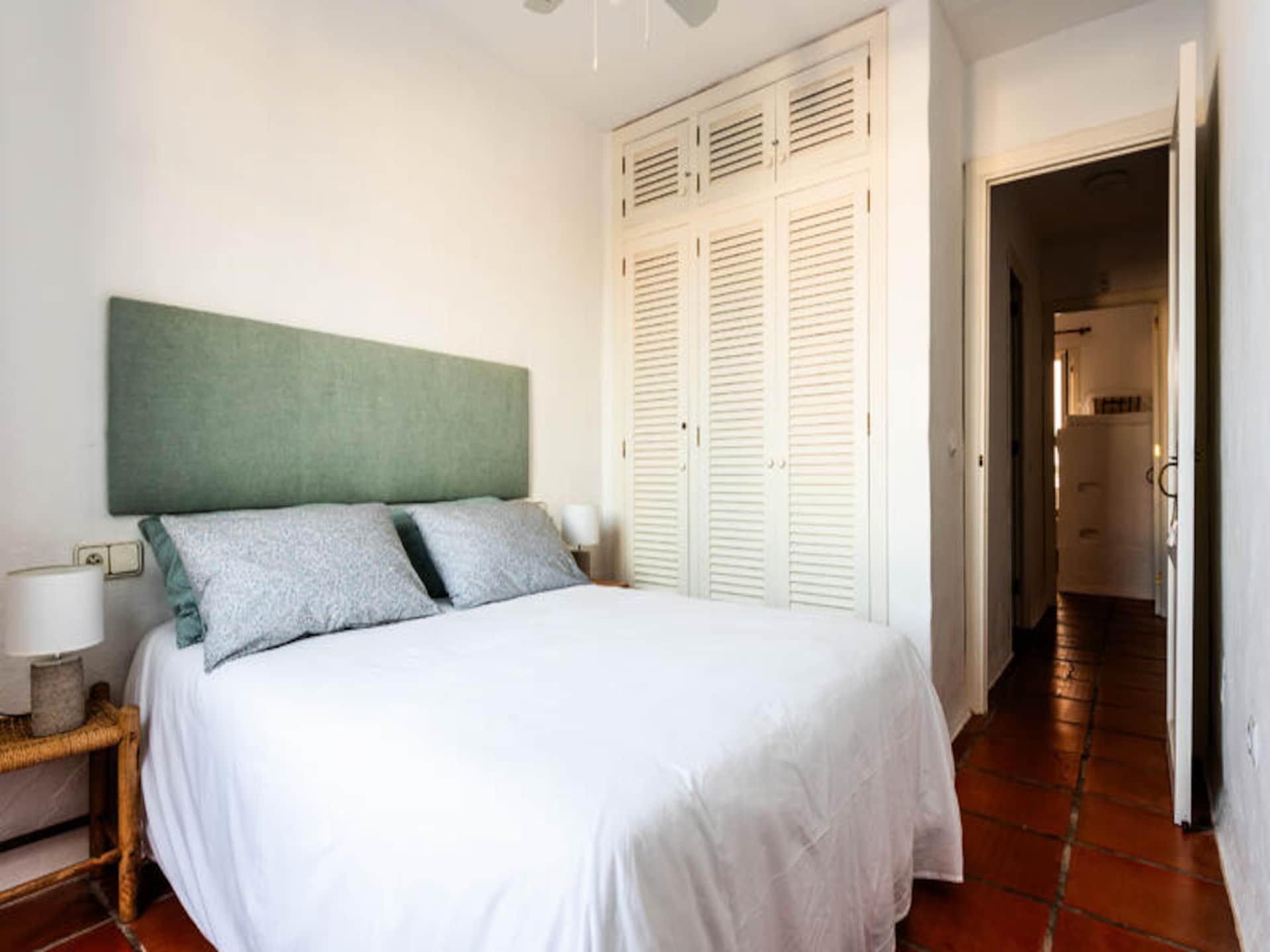 Appartement met zeezicht en zwembad aan de kust van Ciutadella - foto 27