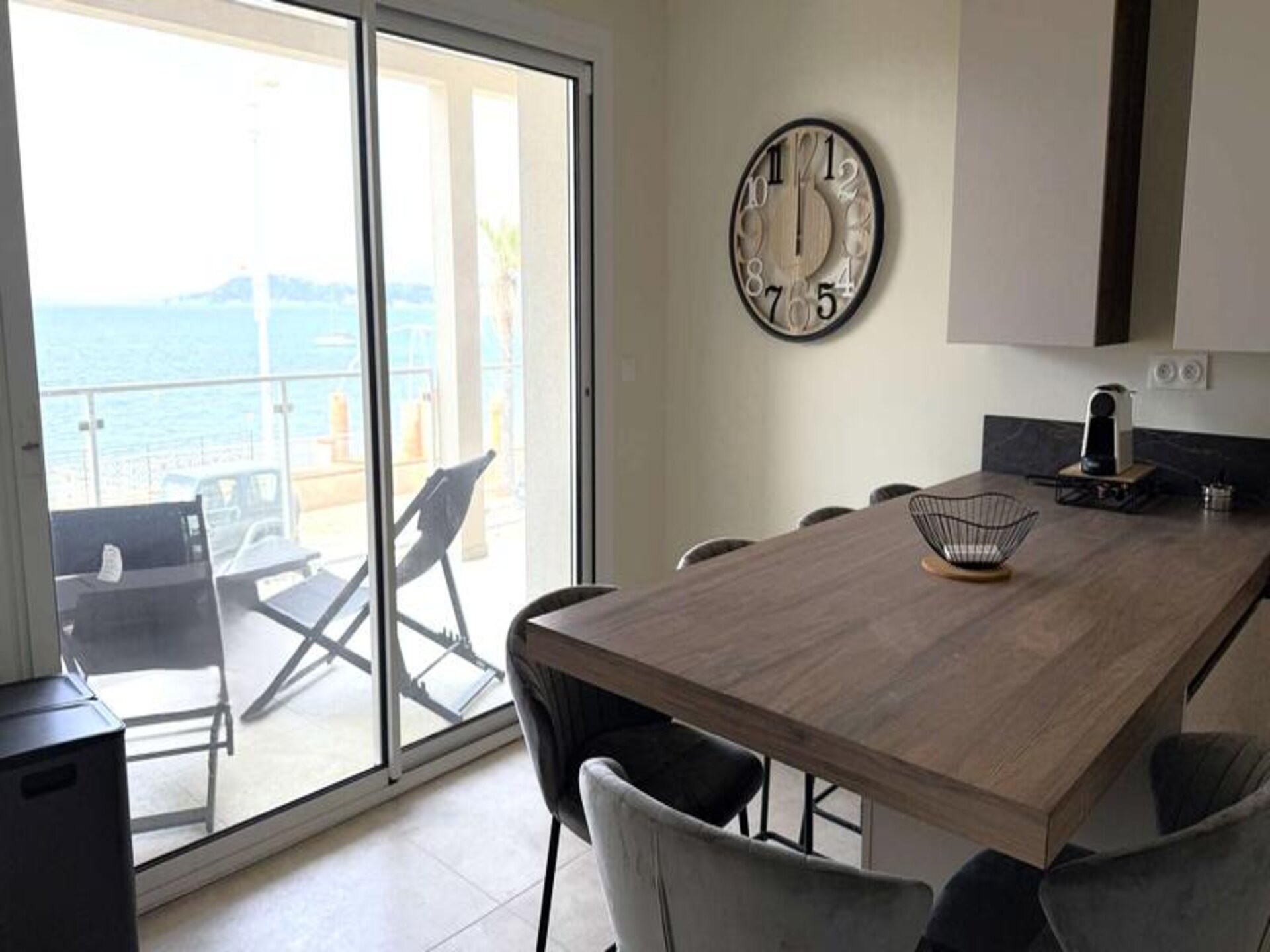 Elegant appartement aan zee in Le Pradet met panoramisch uitzicht op de Middellandse Zee - foto 13