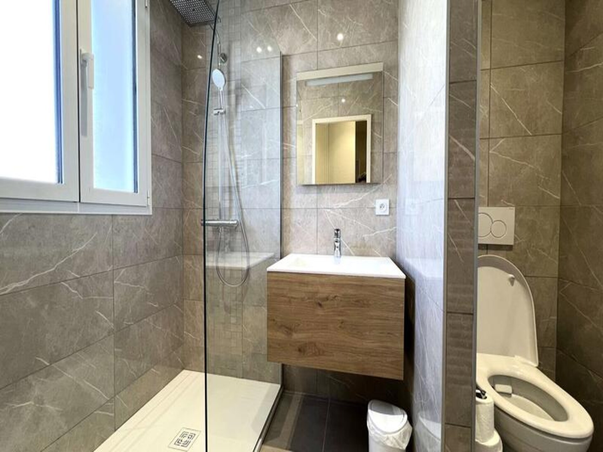 Elegant appartement aan zee in Le Pradet met panoramisch uitzicht op de Middellandse Zee - foto 16