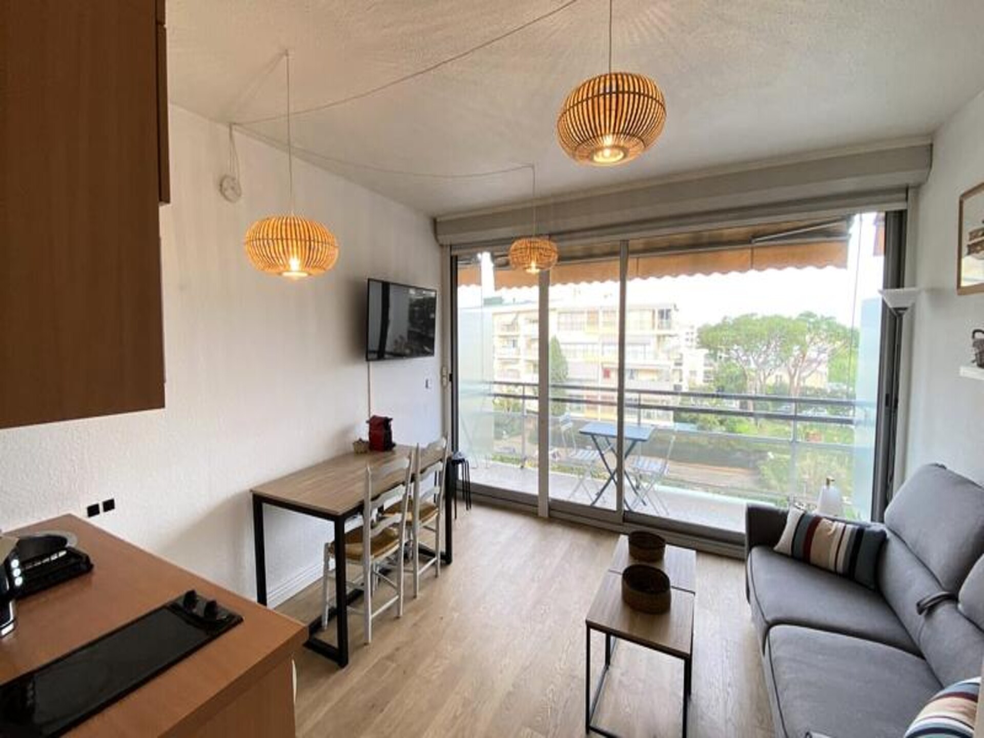 Zonnige studio voor 4 bij de haven en het strand van Saint Laurent du Var - foto 6
