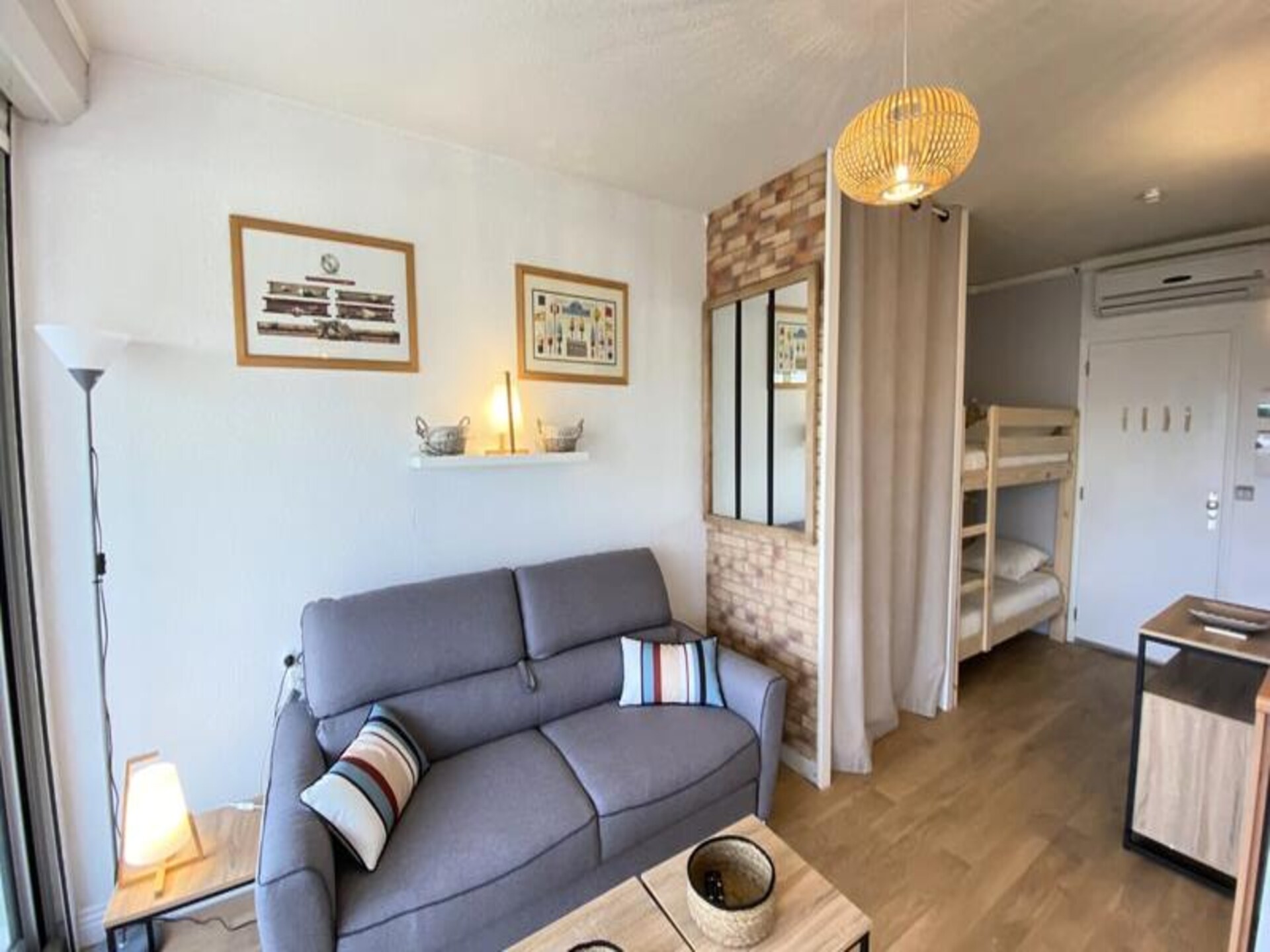 Zonnige studio voor 4 bij de haven en het strand van Saint Laurent du Var - foto 11