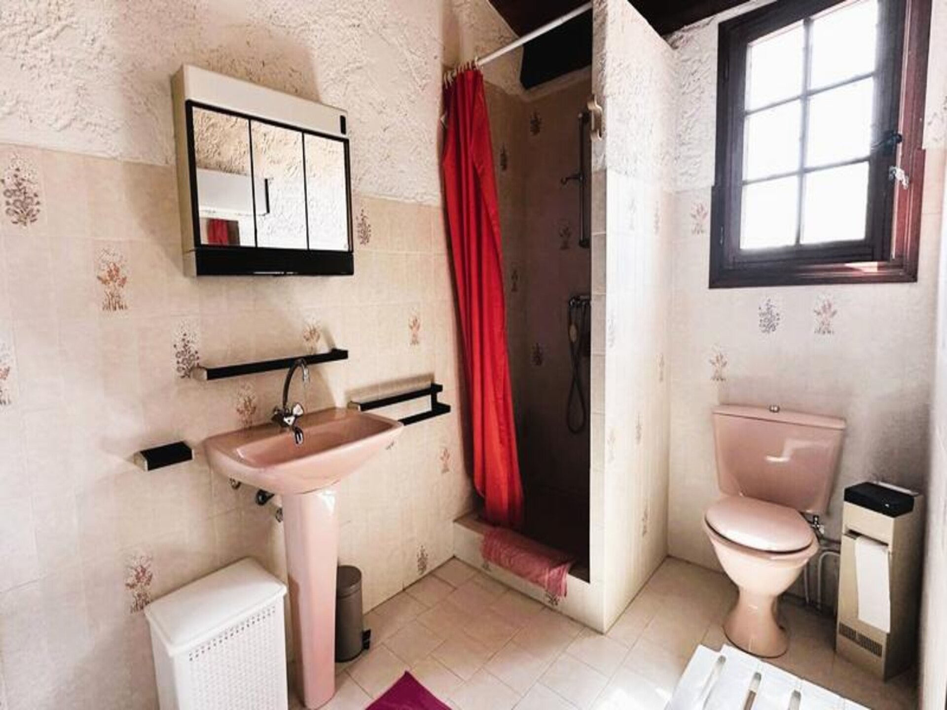 Ruim appartement met 3 slaapkamers, zwembad en zeezicht in La Londe Les Maures - foto 14
