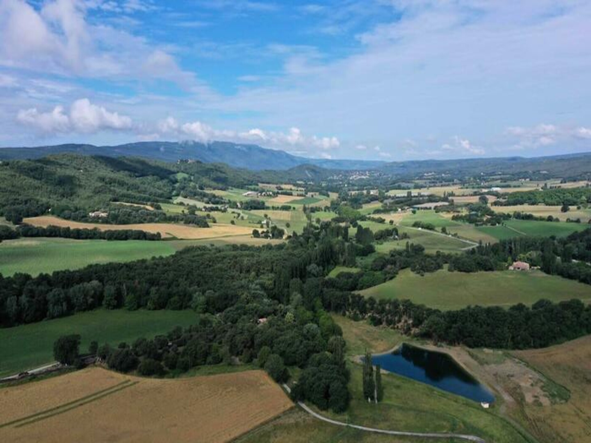 Romantische loft met whirlpool en panoramisch uitzicht in Reillanne - foto 12