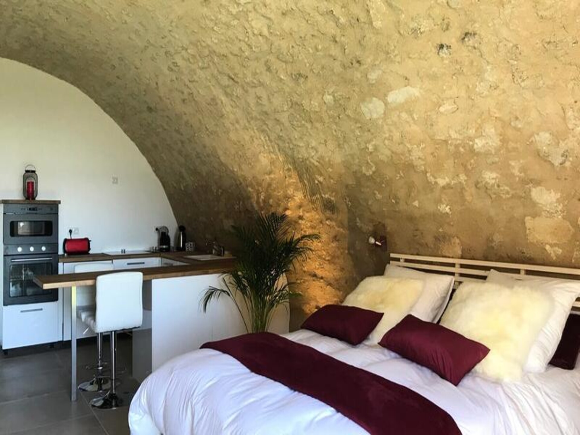 Romantische loft met whirlpool en panoramisch uitzicht in Reillanne - foto 21