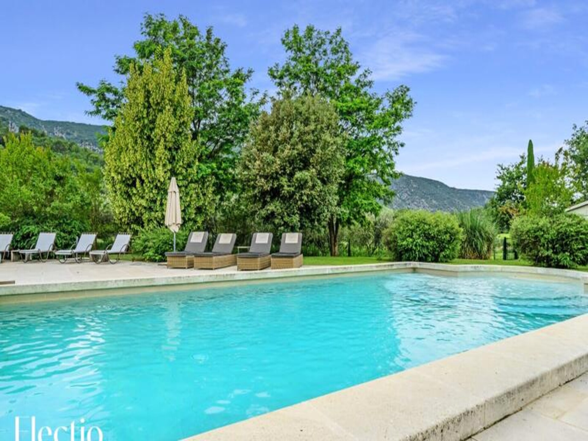 Romantisch appartement met panoramisch uitzicht in Oppède, Provence - foto 24