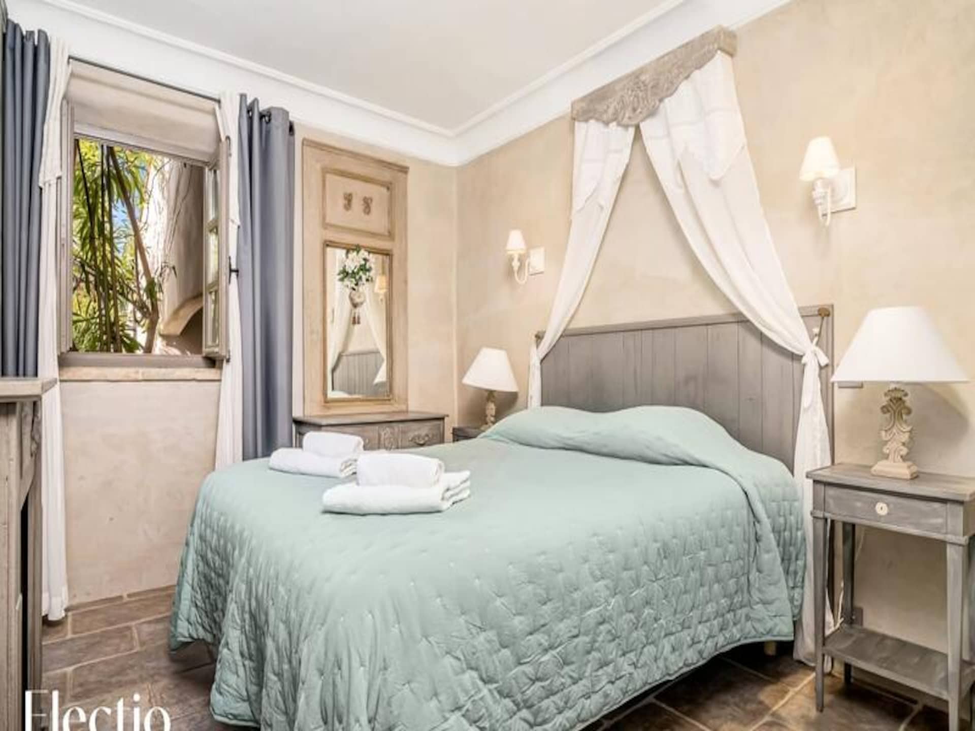 Loggia 2 Glycine: Provençaals appartement met zwembad in Oppède - foto 12