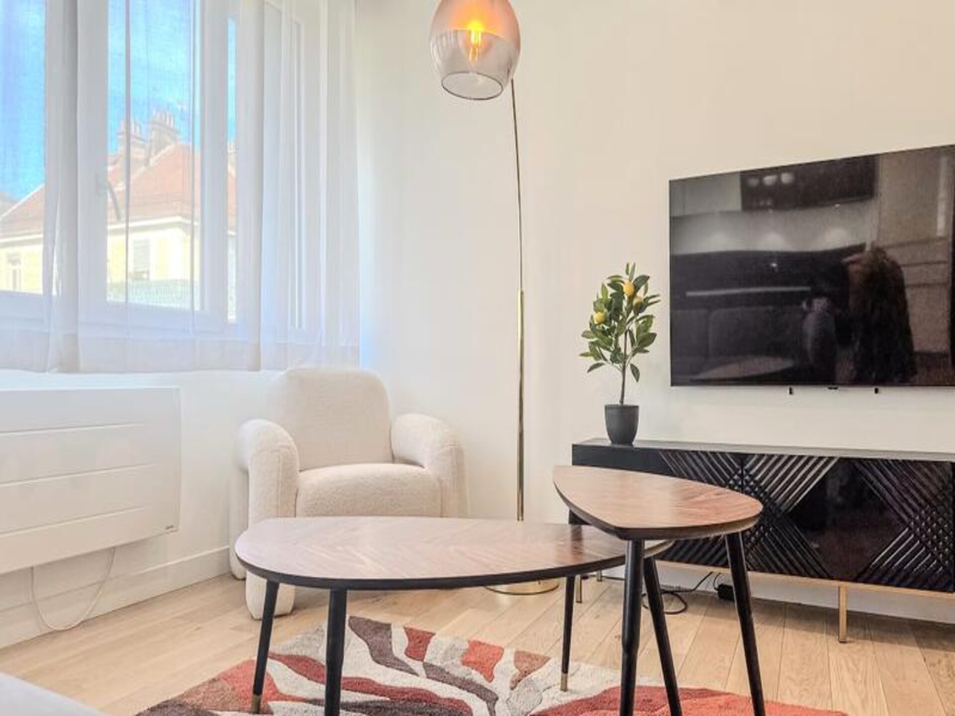 Gerenoveerd appartement met balkon in hartje Grenoble, vlakbij station - foto 2