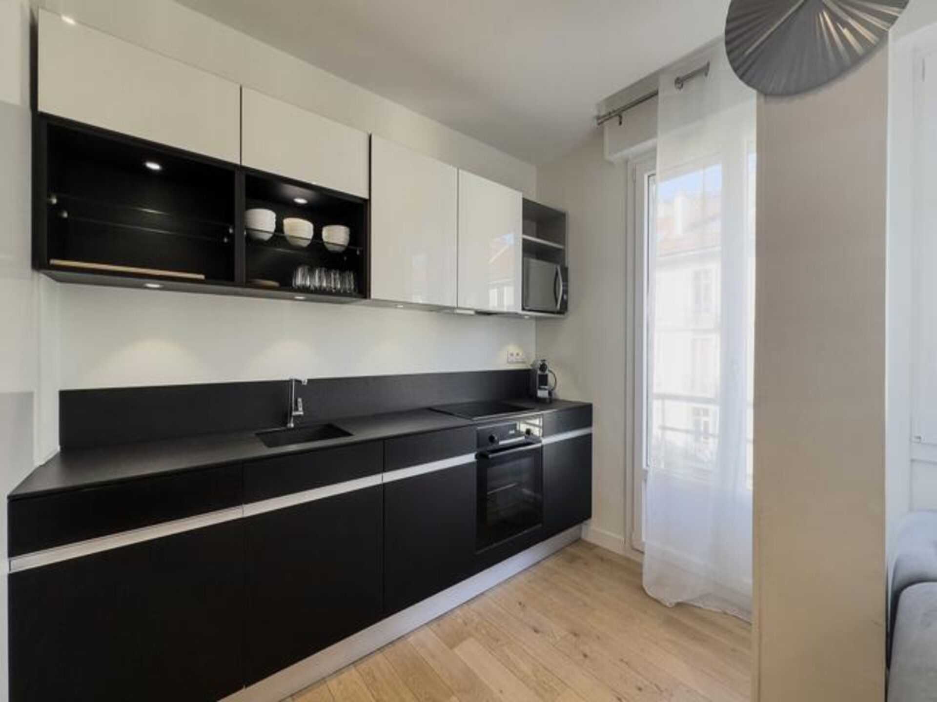Gerenoveerd appartement met balkon in hartje Grenoble, vlakbij station - foto 7
