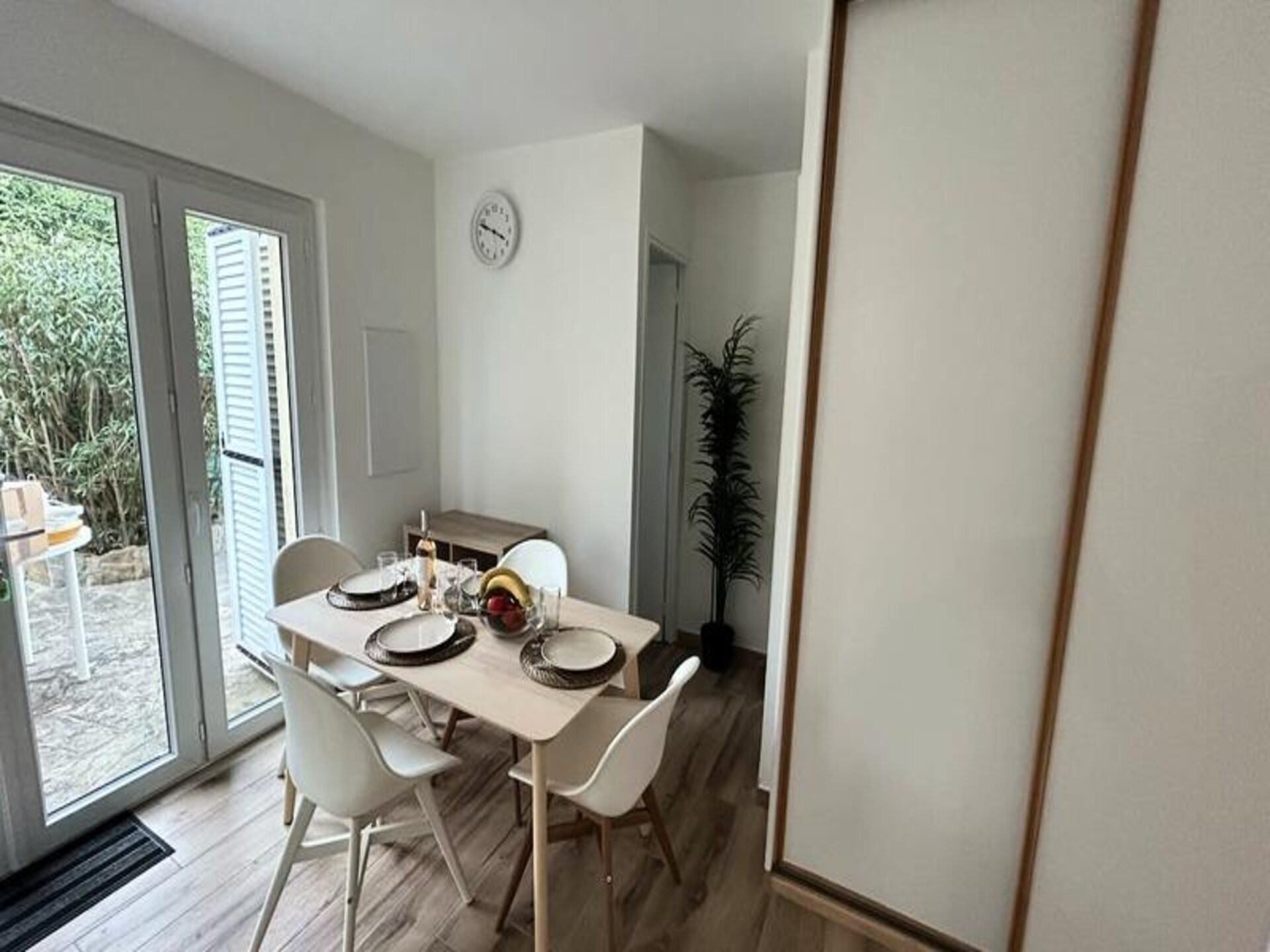 Licht appartement bij strand Bormes-les-Mimosas, airco & parkeren - foto 1