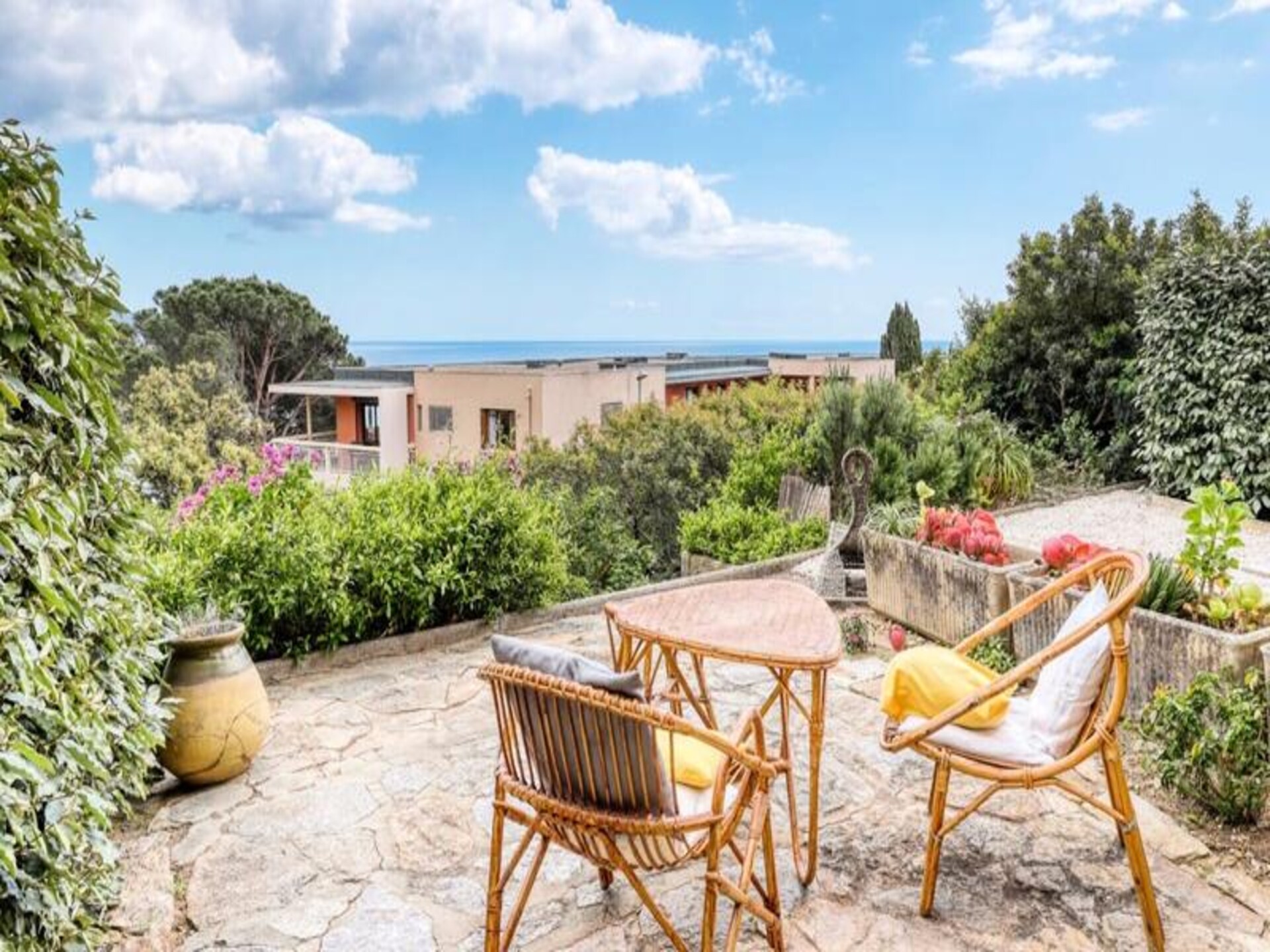 Appartement met zeezicht, terras en privétuin in Le Lavandou - foto 11