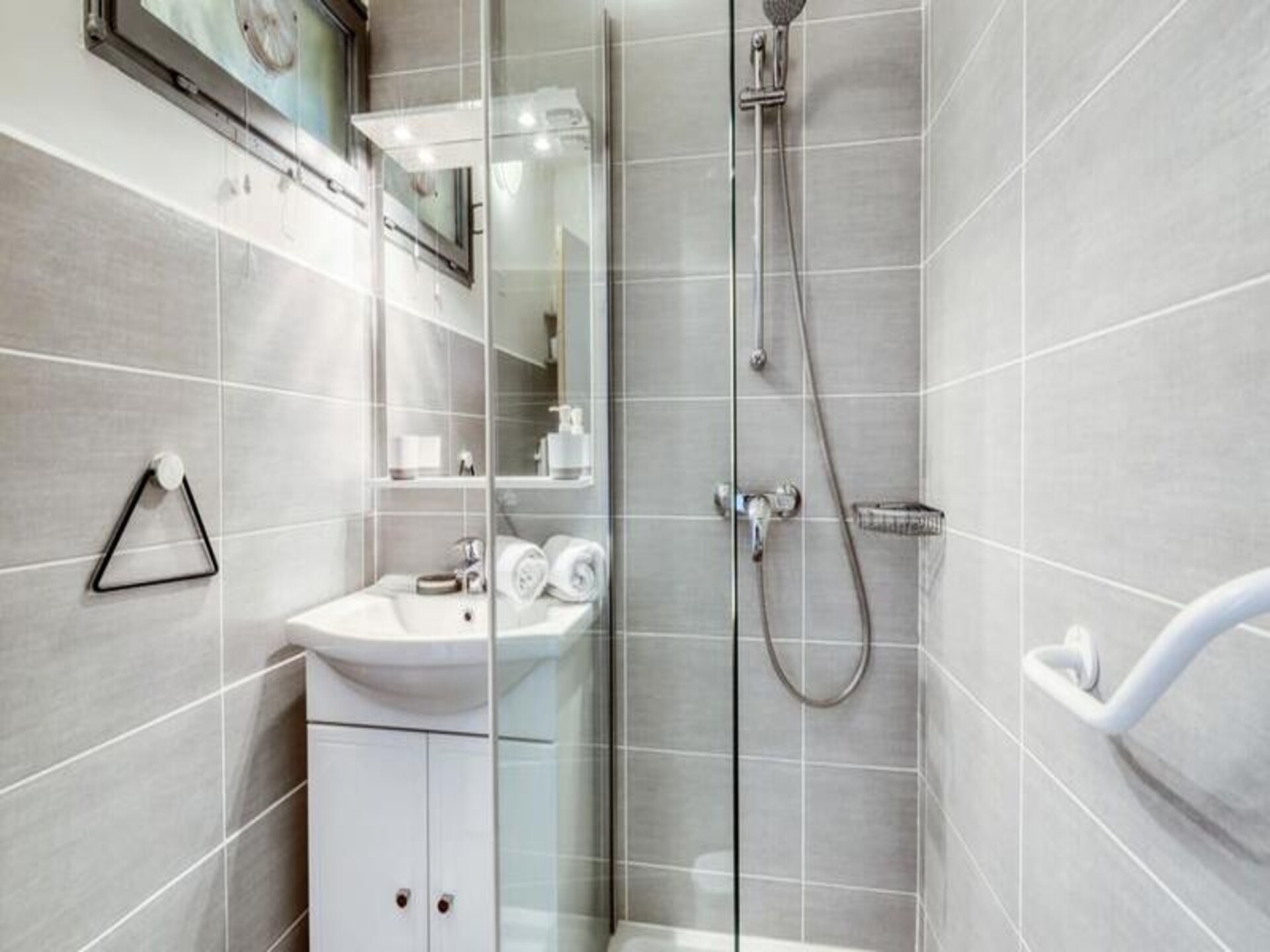 Appartement met zeezicht, terras en privétuin in Le Lavandou - foto 16
