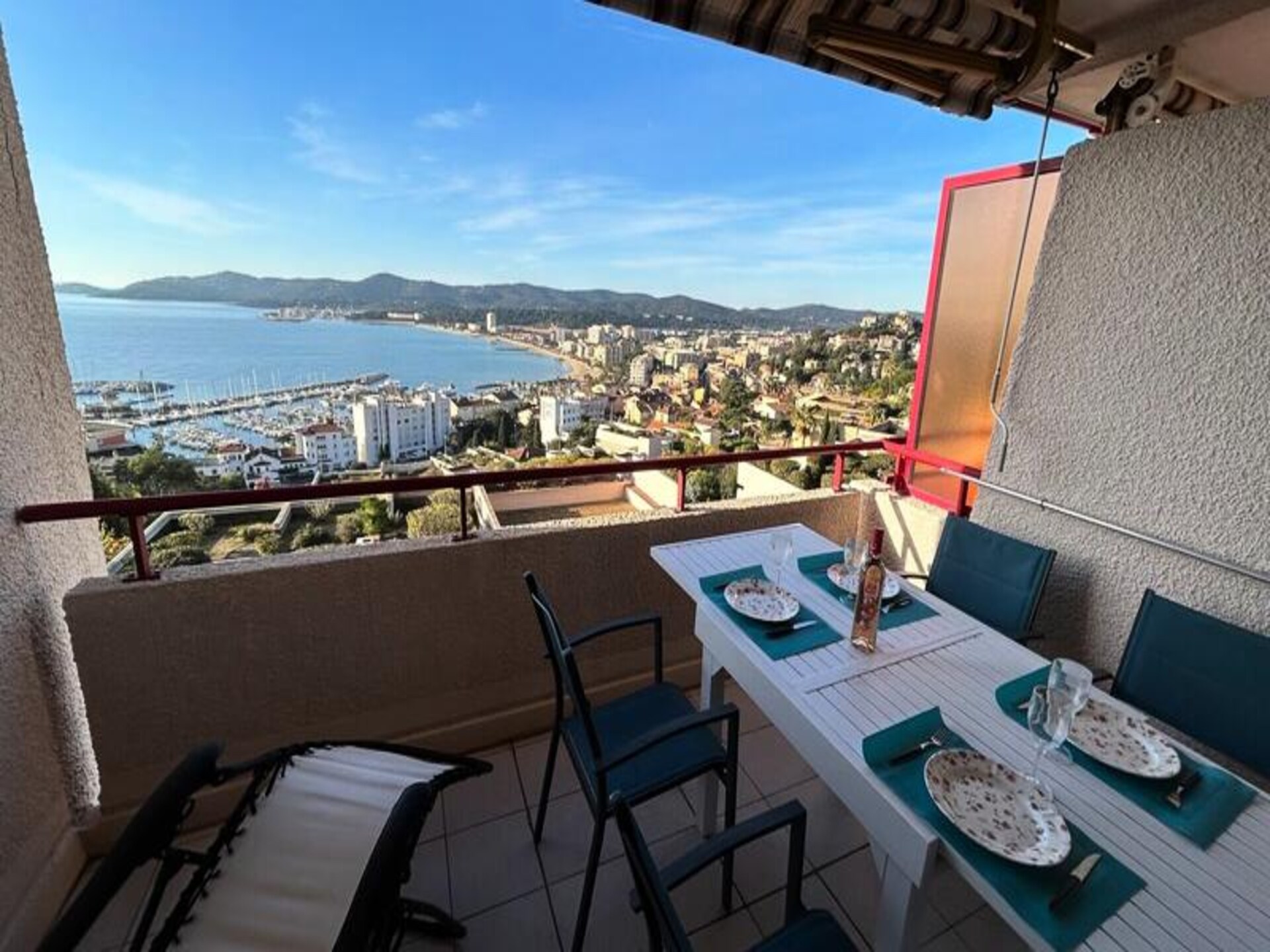 Residence Mandariniers: luxe 2-kamerappartement met zeezicht en zwembad in Le Lavandou - foto 12