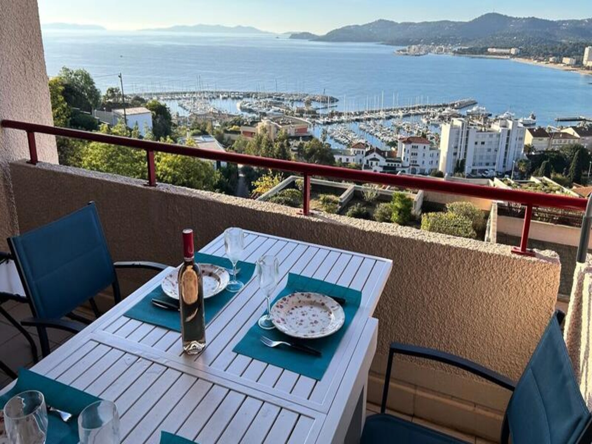 Residence Mandariniers: luxe 2-kamerappartement met zeezicht en zwembad in Le Lavandou - foto 13