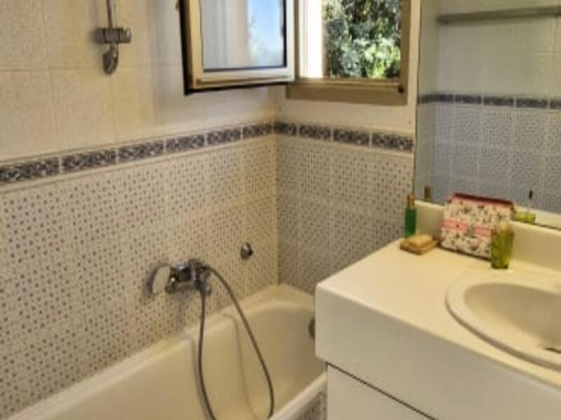 Residence Mandariniers: luxe 2-kamerappartement met zeezicht en zwembad in Le Lavandou - foto 20