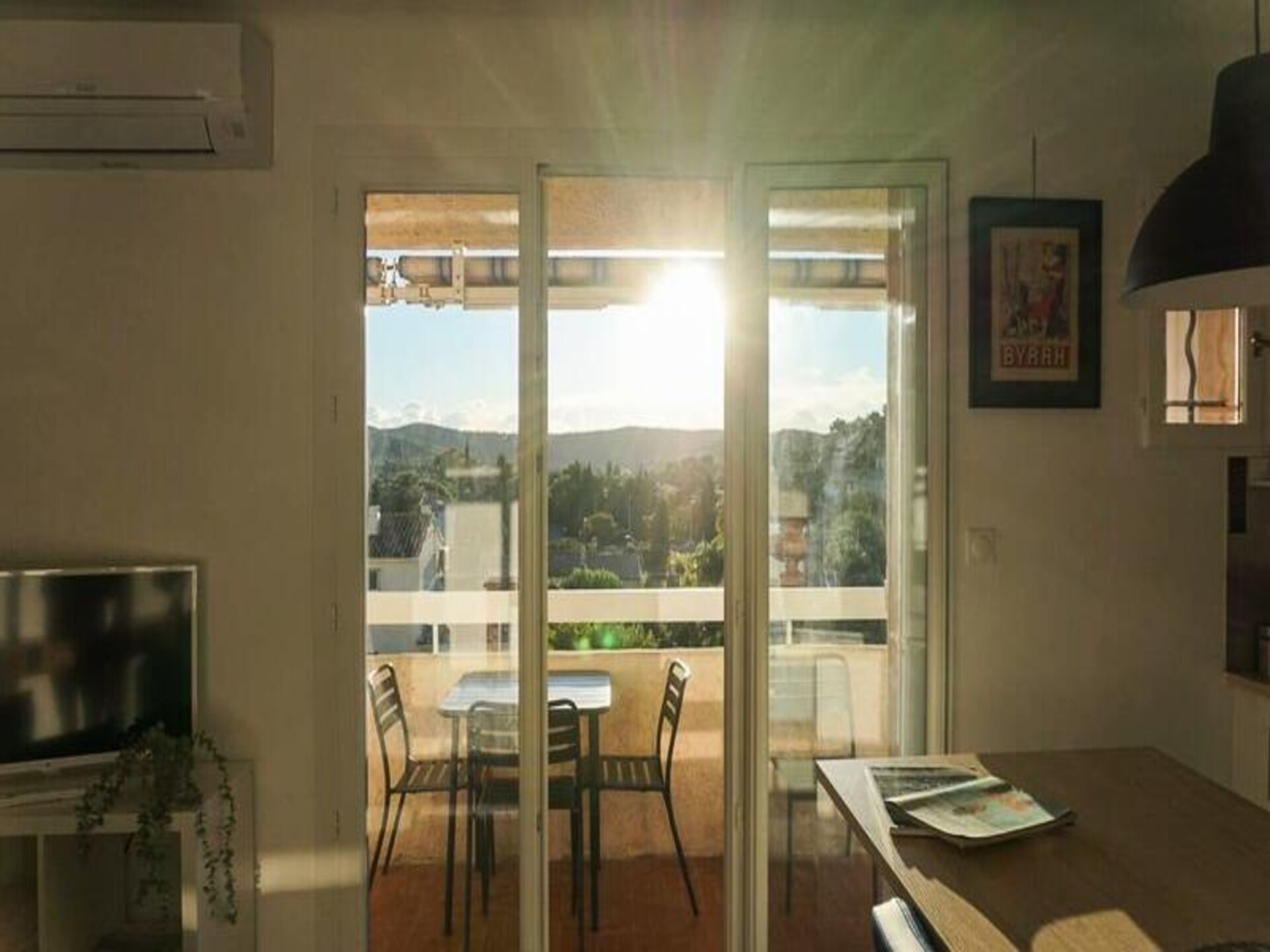 Licht appartement in Bormes-les-Mimosas met zonnig terras op het zuiden - foto 6