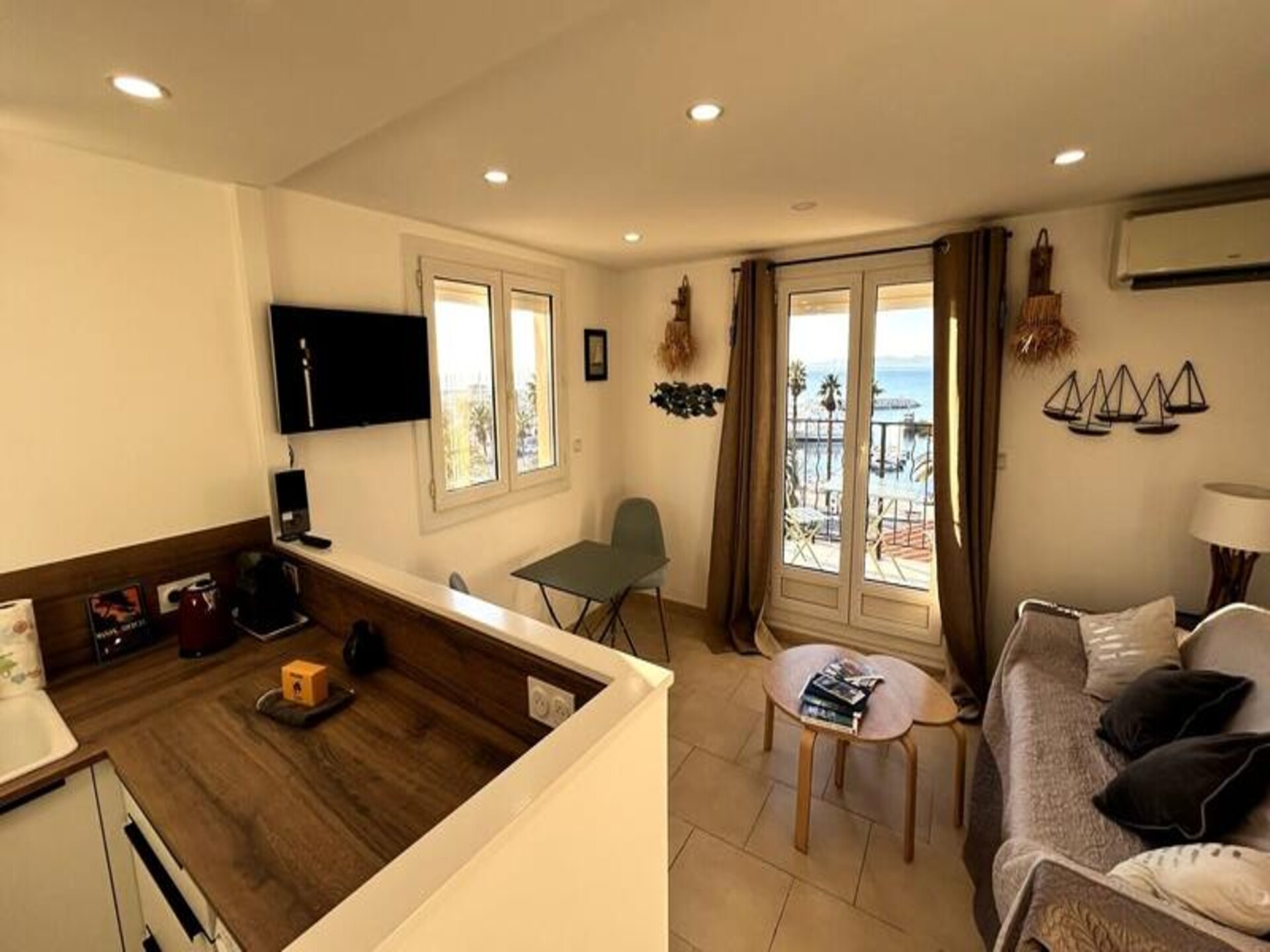 Frontaal zeezicht appartement op 200m van strand Le Lavandou - foto 10