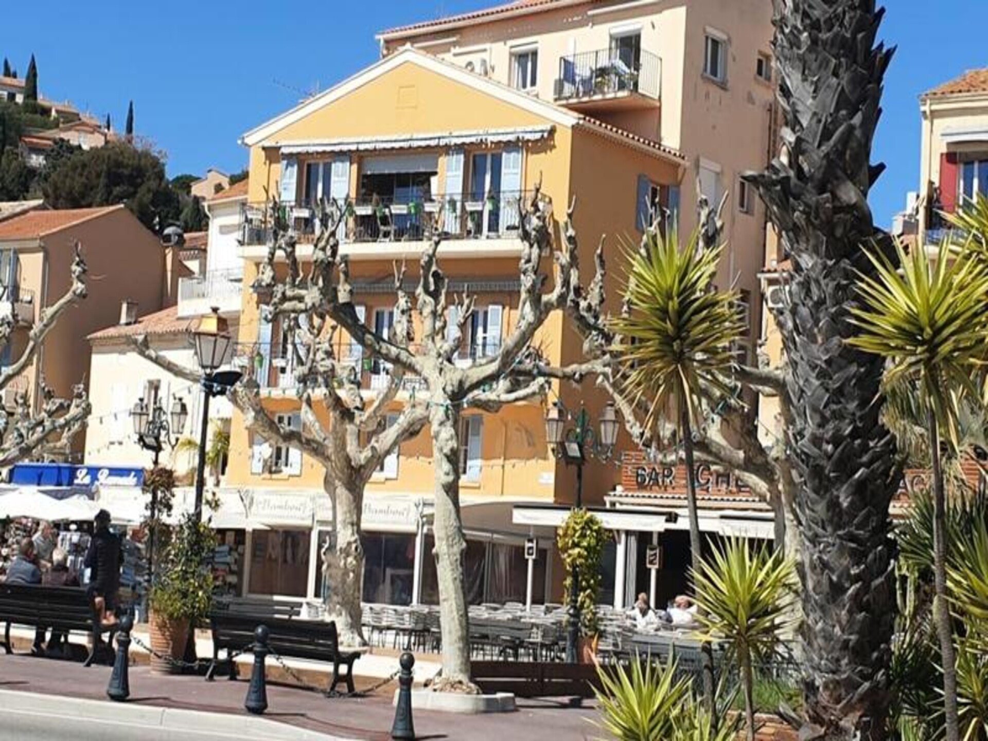 Frontaal zeezicht appartement op 200m van strand Le Lavandou - foto 16