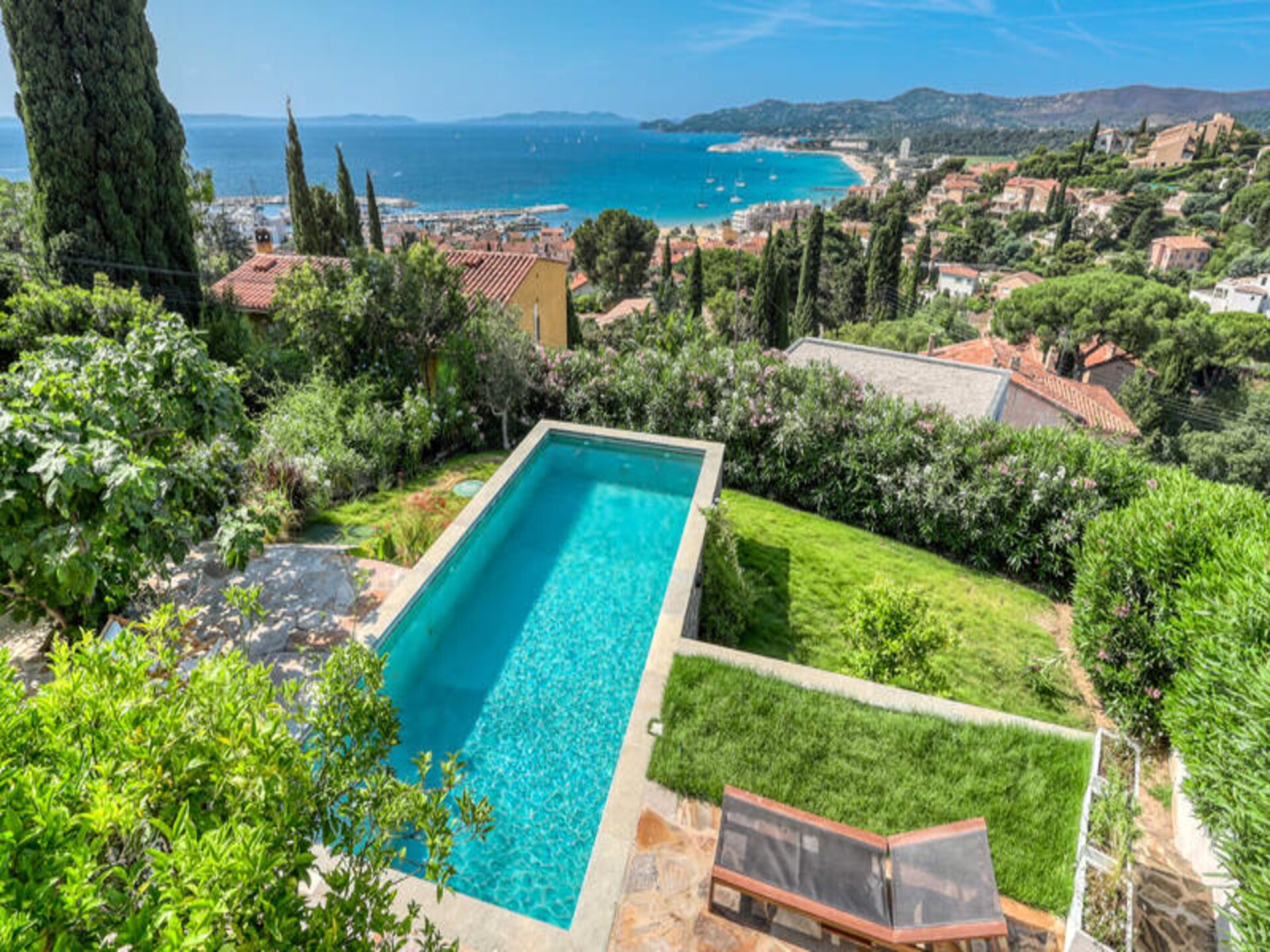 Elegante villa met privézwembad en panoramisch zeezicht in Le Lavandou - foto 10