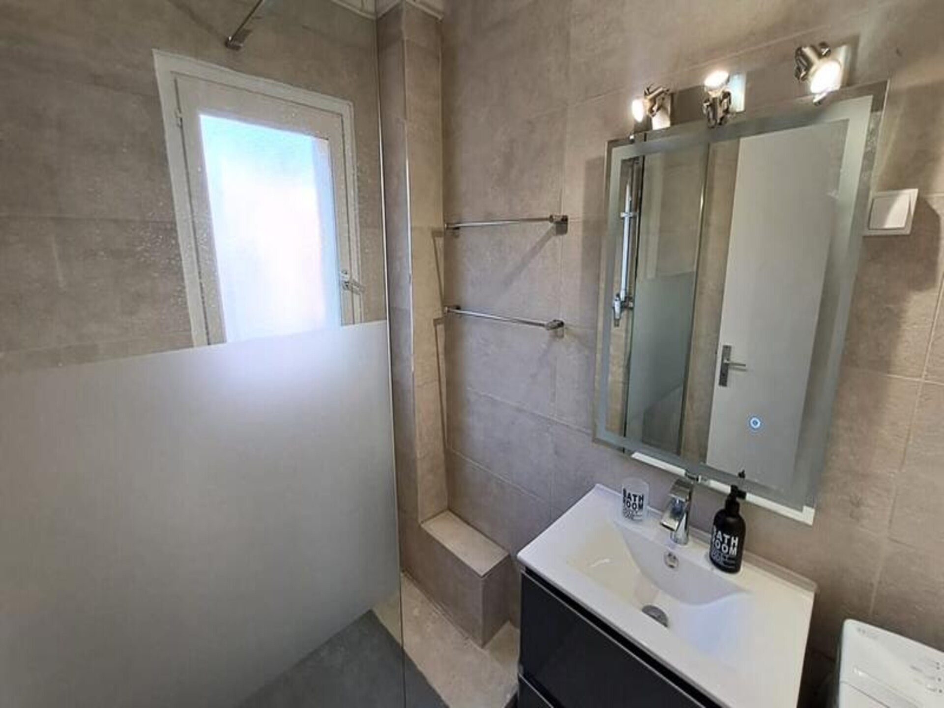 Gerenoveerd appartement met 2 terrassen op 500m van strand Saint-Clair - foto 15