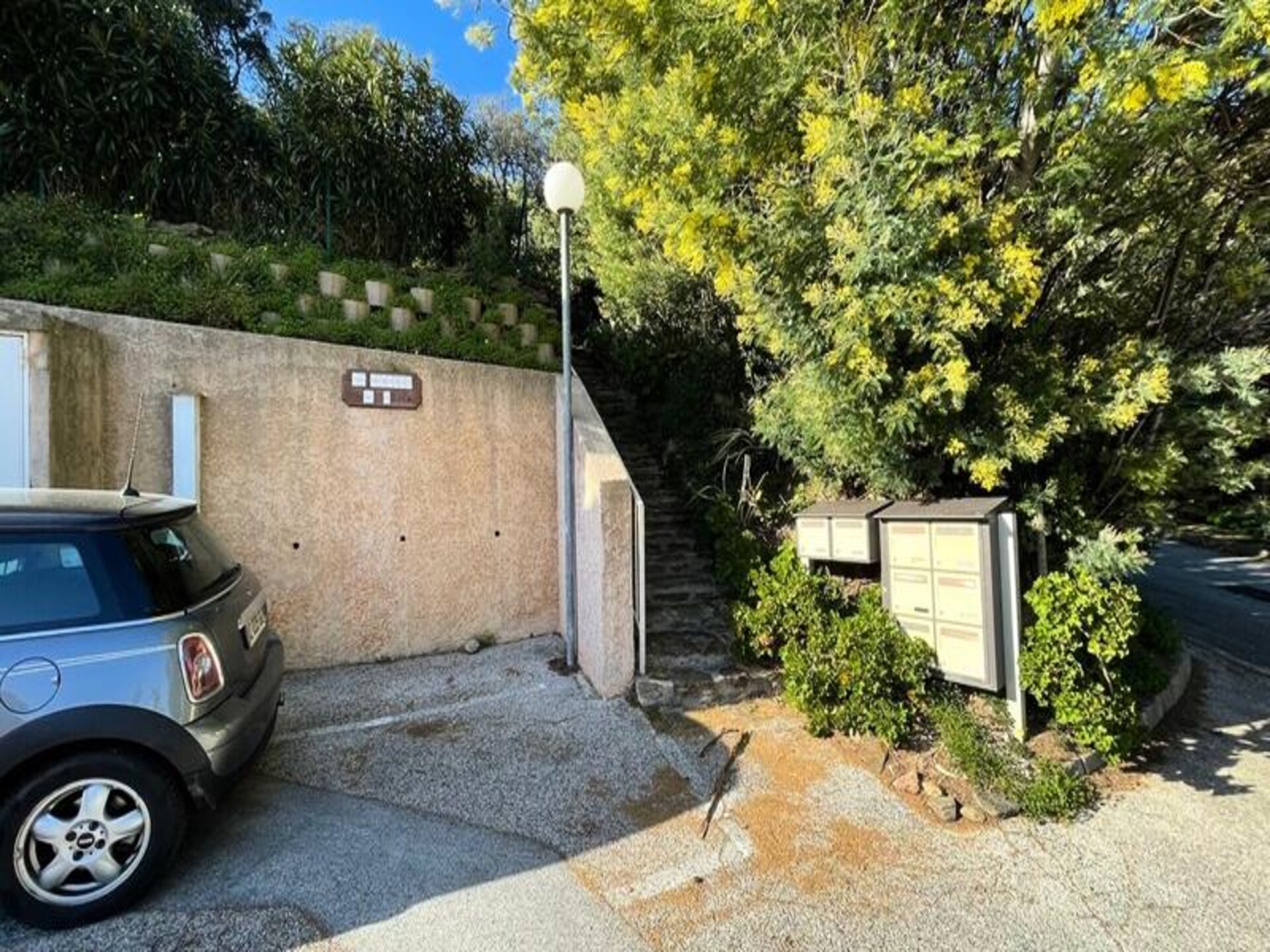 Duplex met panoramisch zeezicht in Le Lavandou, vlakbij Pramousquier - foto 16